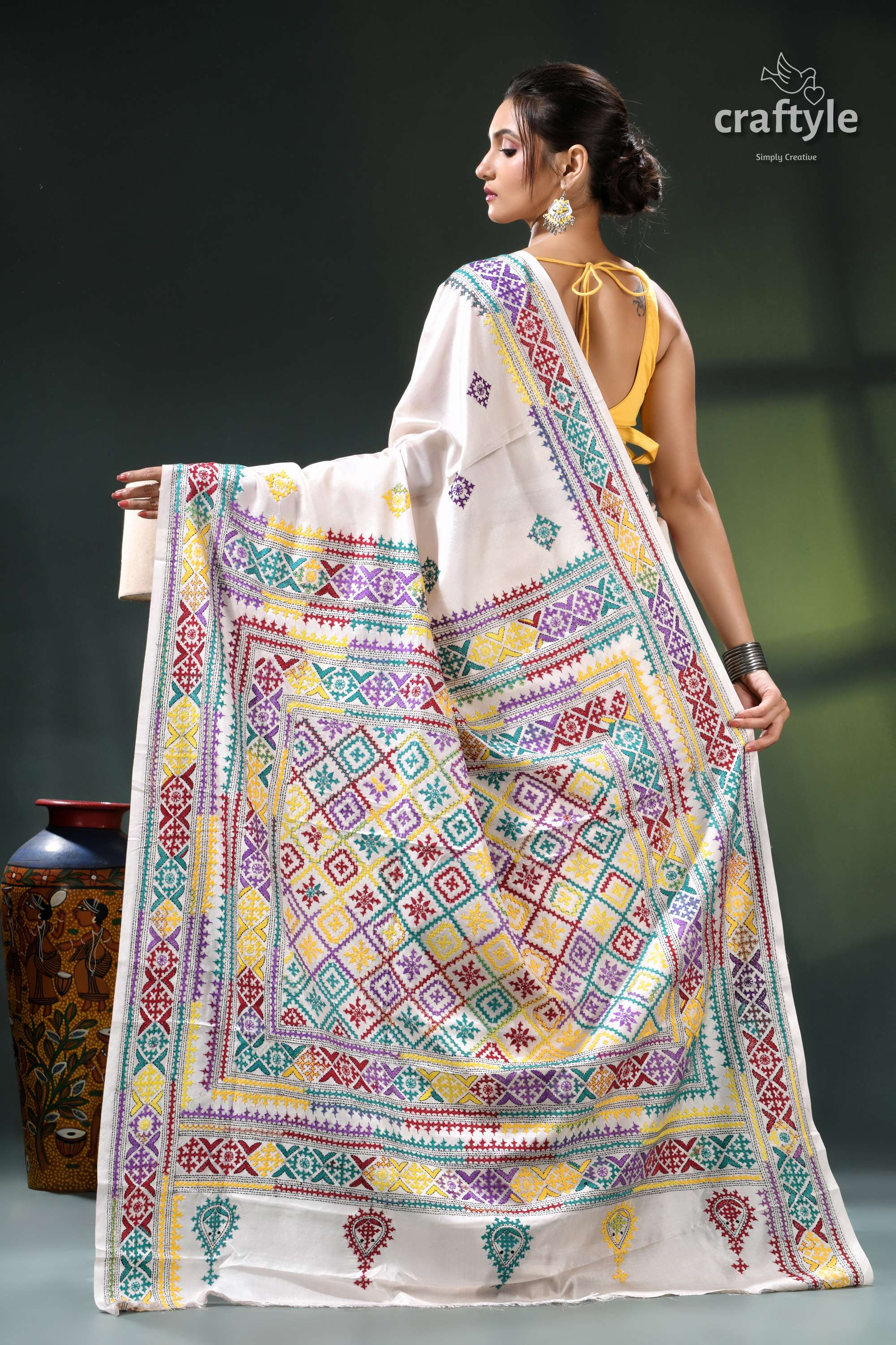 Multithread Gujrati Embroidery White Silk Kantha Stitch Saree