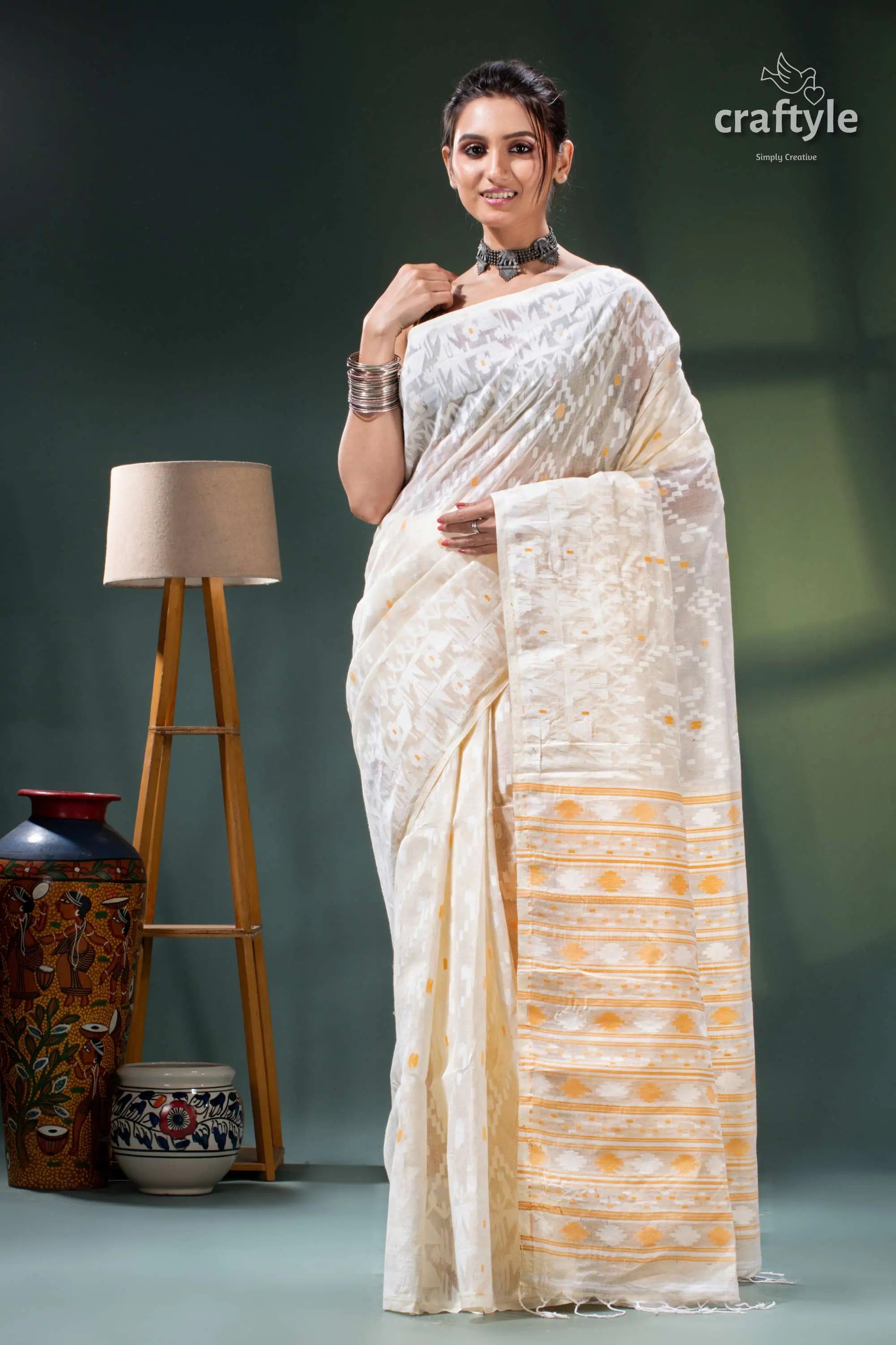 All-over work ivory white cotton jamdani saree - bengal heritage cream yellow handwoven saree geometric 8