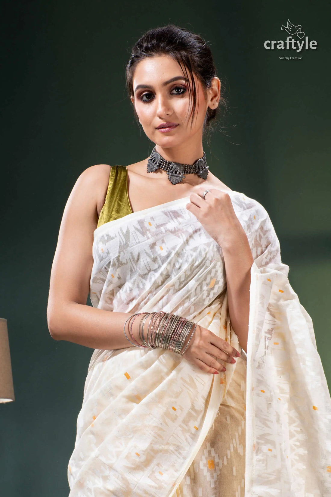 All-over work ivory white cotton jamdani saree - bengal heritage white gold saree floral embroidery 2