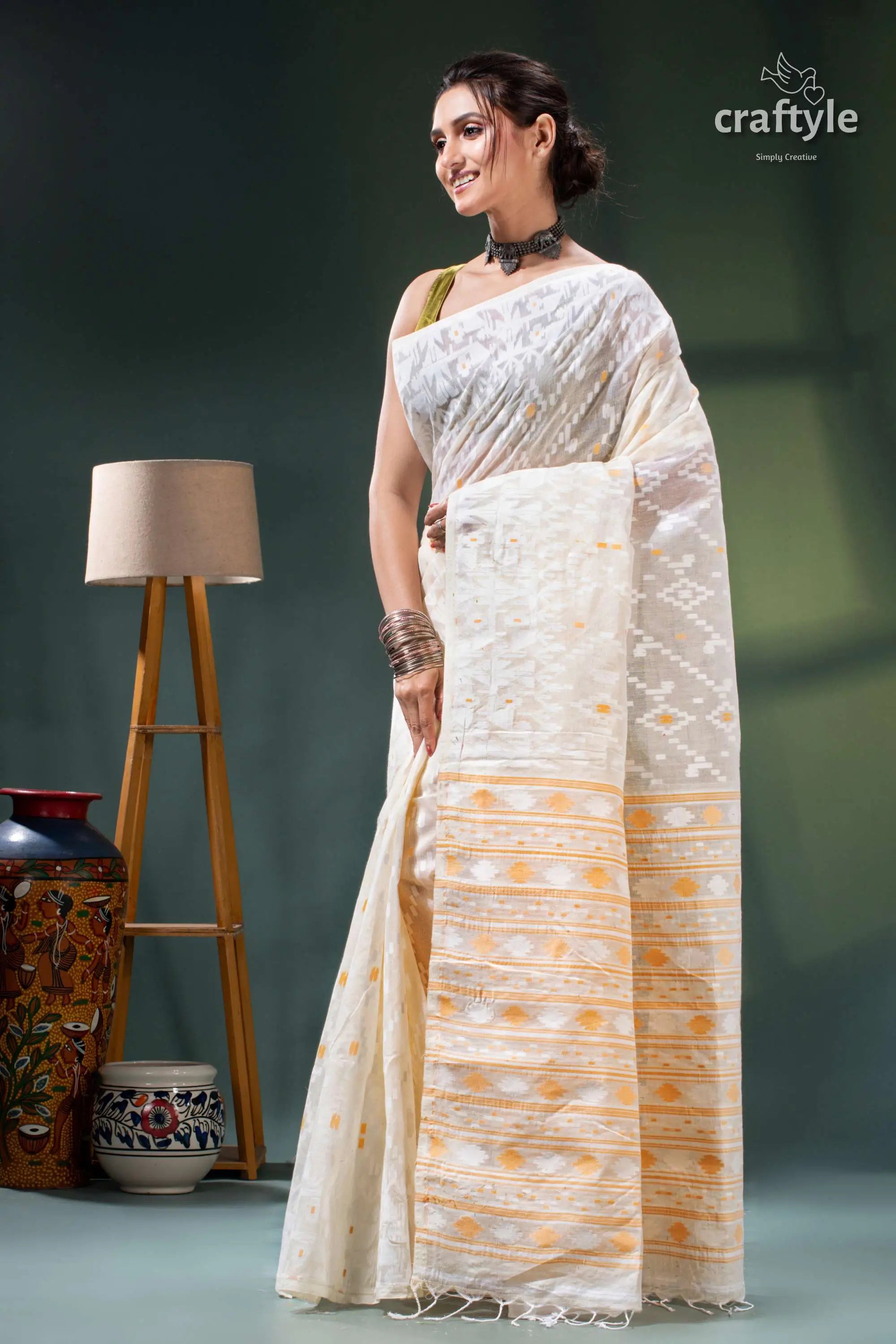 All-over work ivory white cotton jamdani saree - bengal heritage cream gold saree intricate embroidery 3