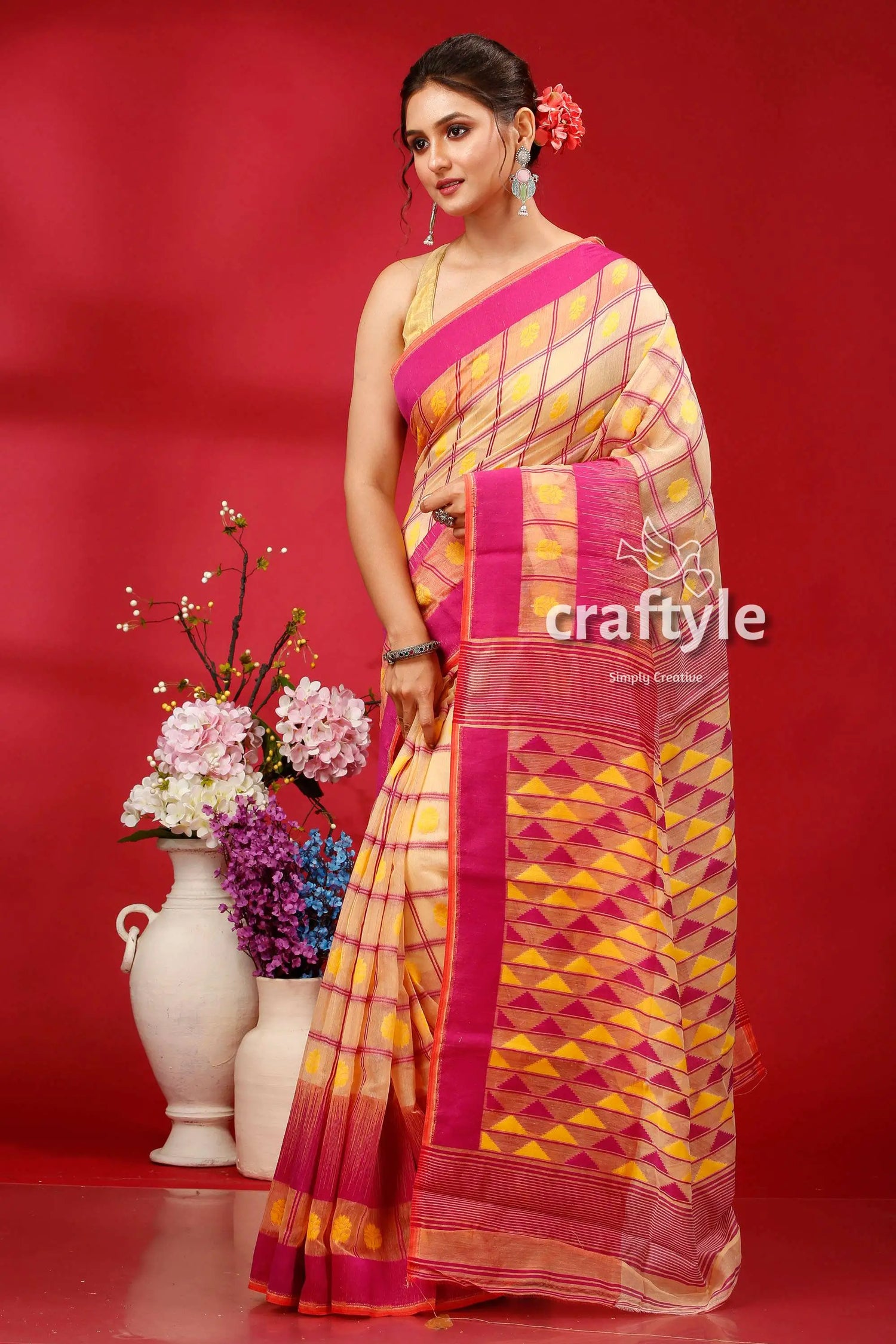 Almond-fuchsia elegant bengal jamdani saree woman yellow pink patterned saree 3