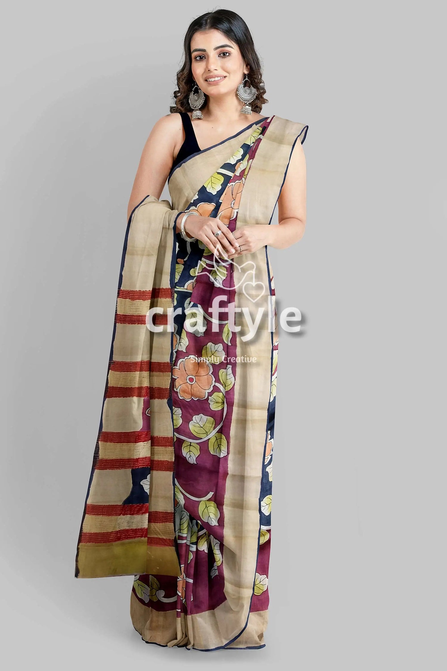 Artisan-crafted light plum pure tussar kalamkari saree with zari edges woman floral-patterned saree 3