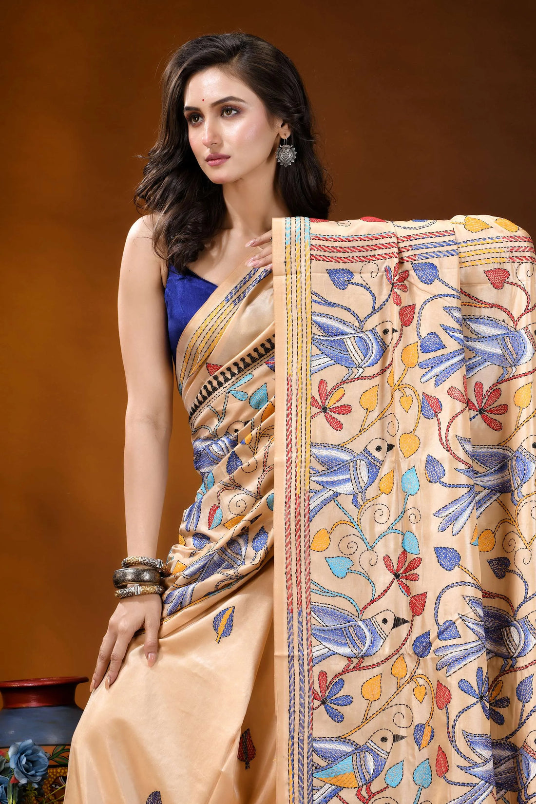 Beige bird motif multicolor hand embroidered kantha silk saree beige silk saree intricate blue 2