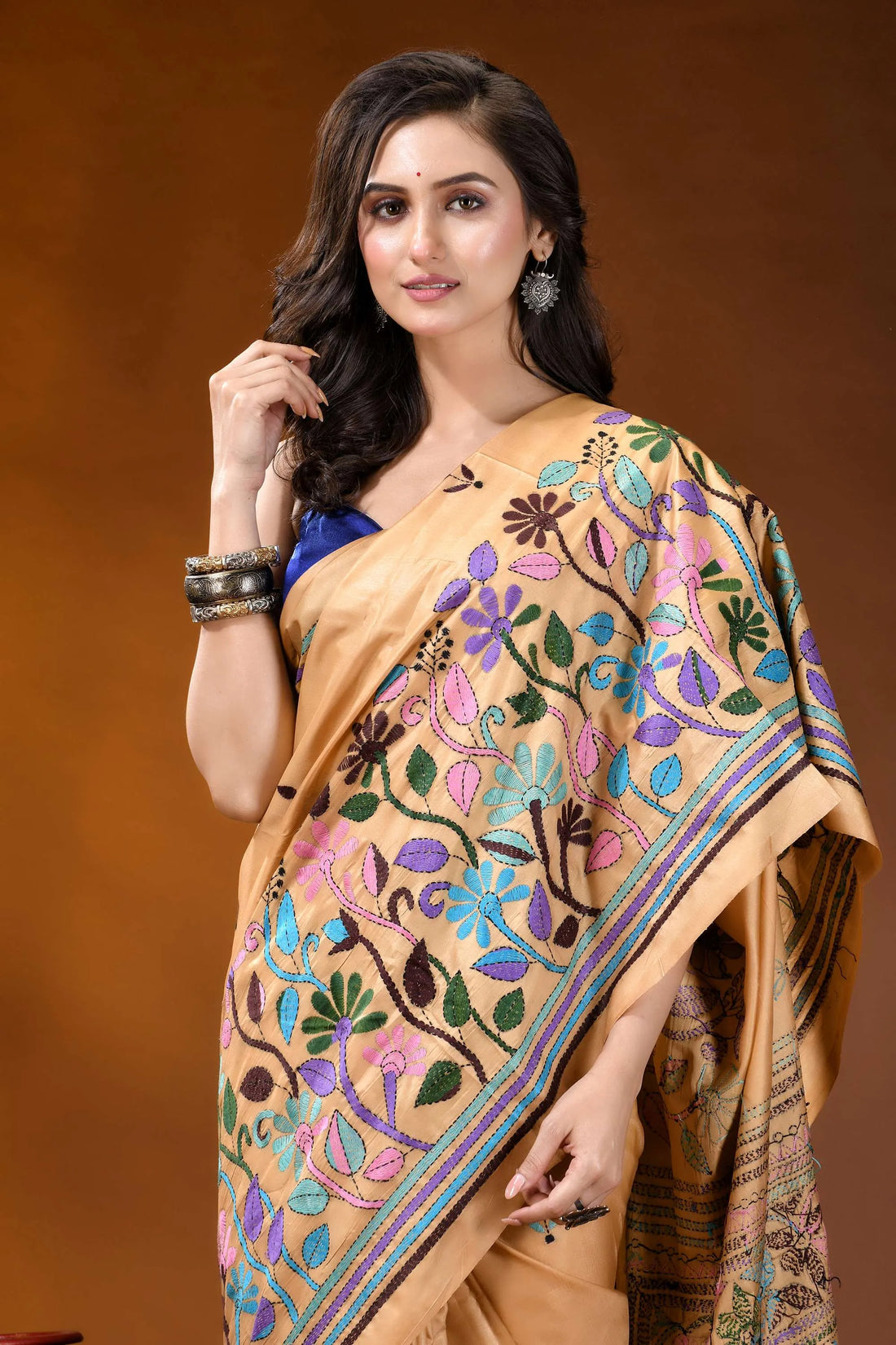Beige floral motif multicolor handcrafted kantha silk saree beige silk saree intricate floral 2