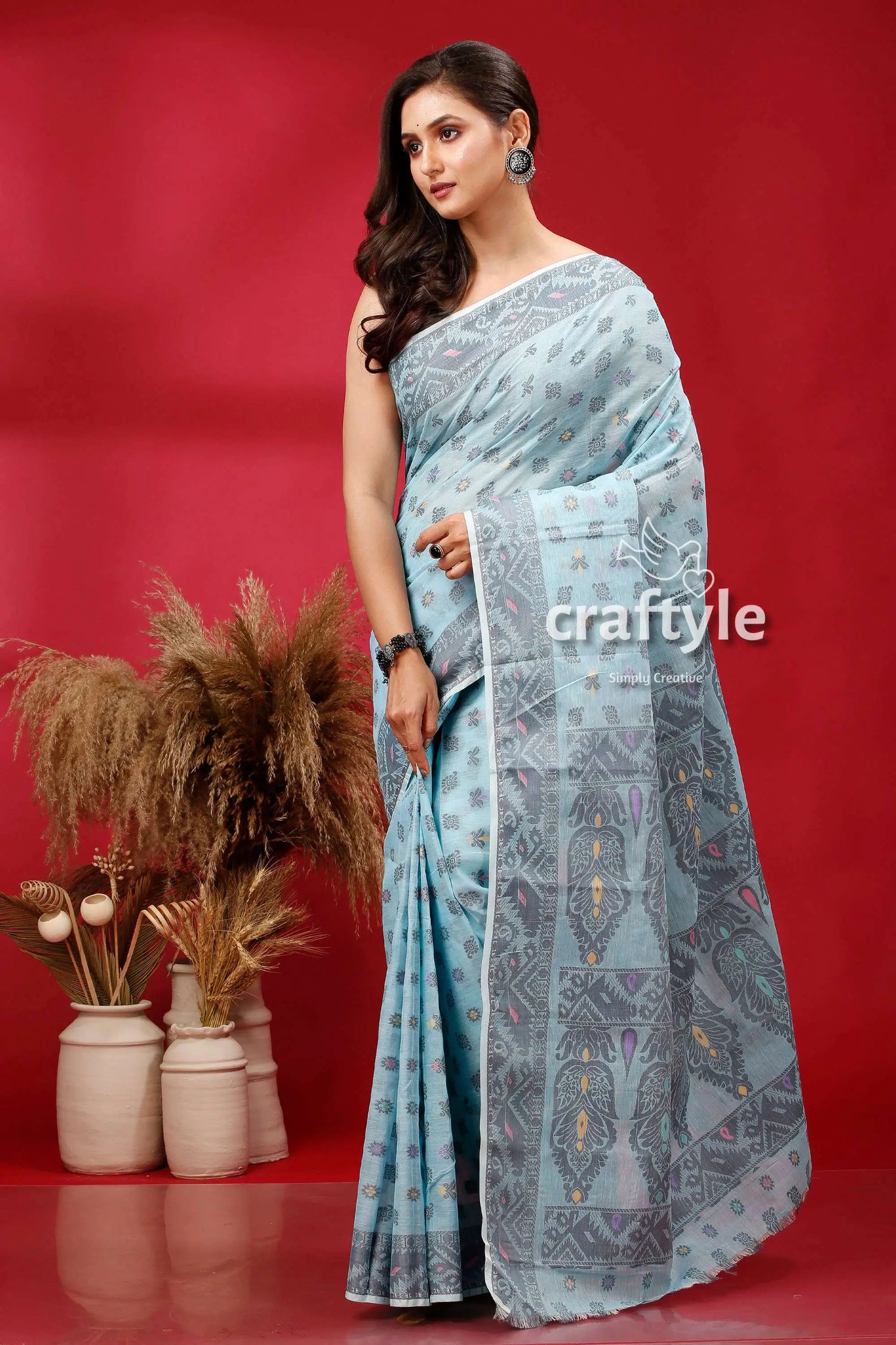 Bizzard blue premium bengal cotton jamdani saree light blue patterned saree 3