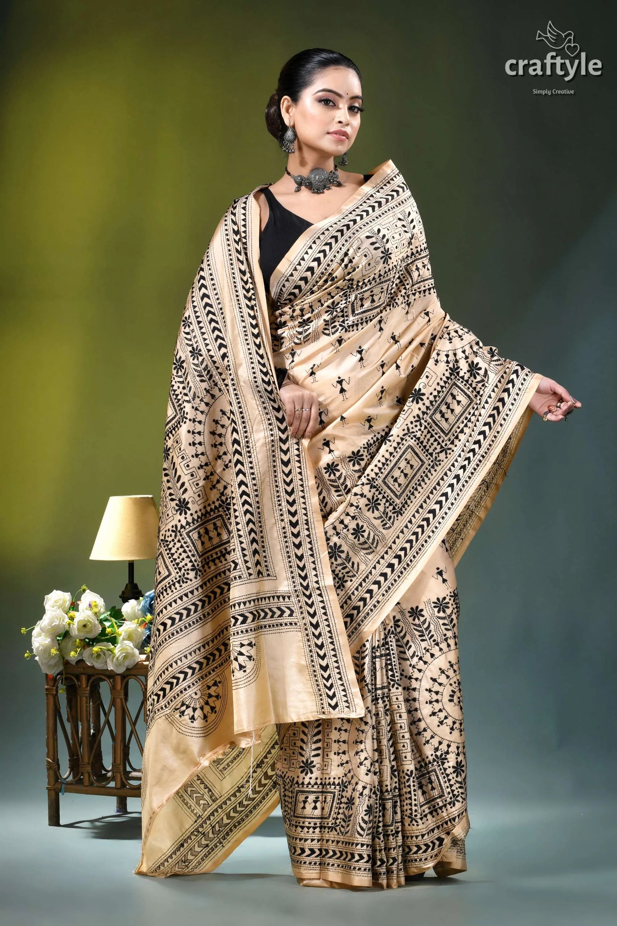 Black thread warli design silk kantha stitch saree in desert sand beige black patterned silk saree 5