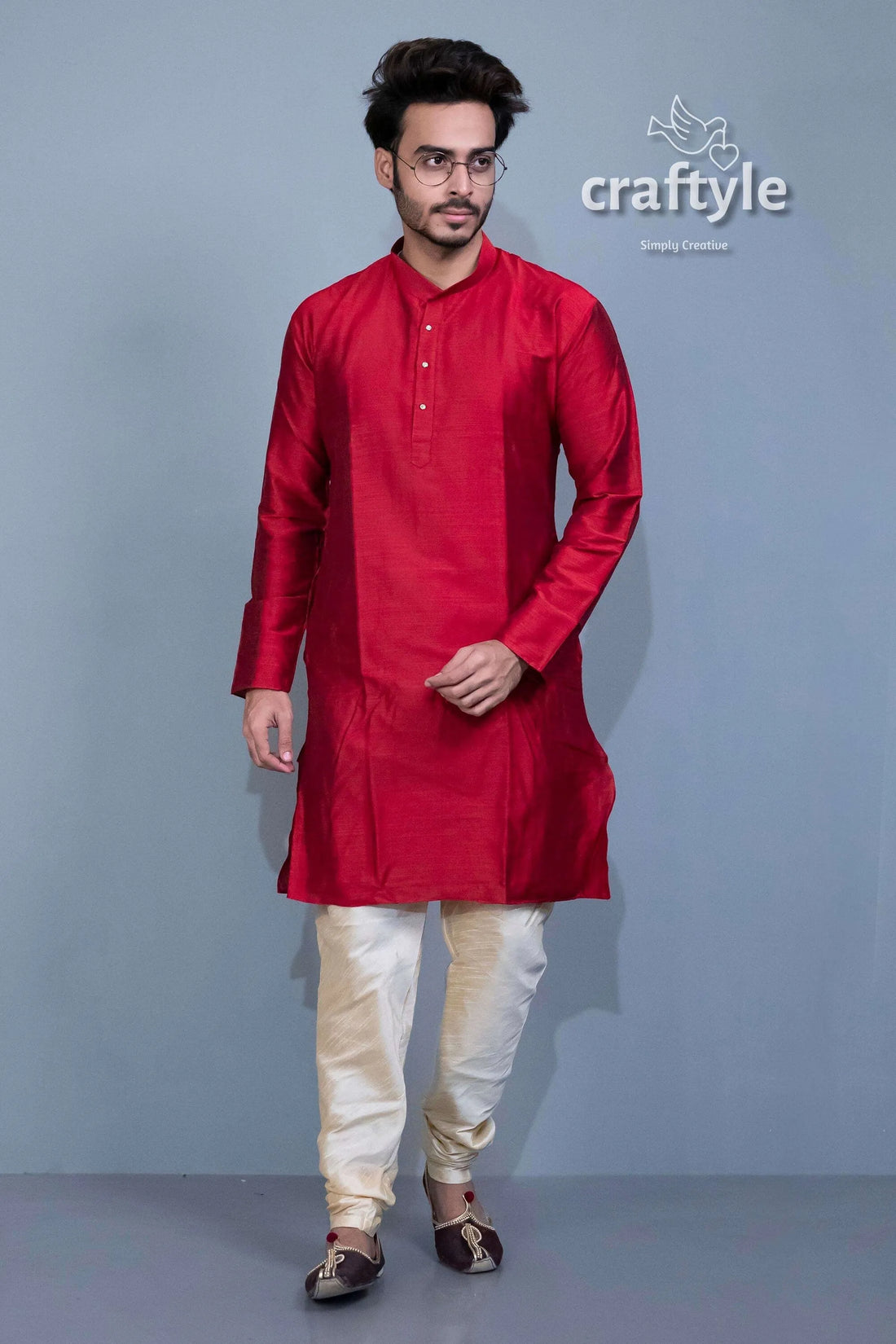 Blood red solid mens kurta with weave work pajama set 1