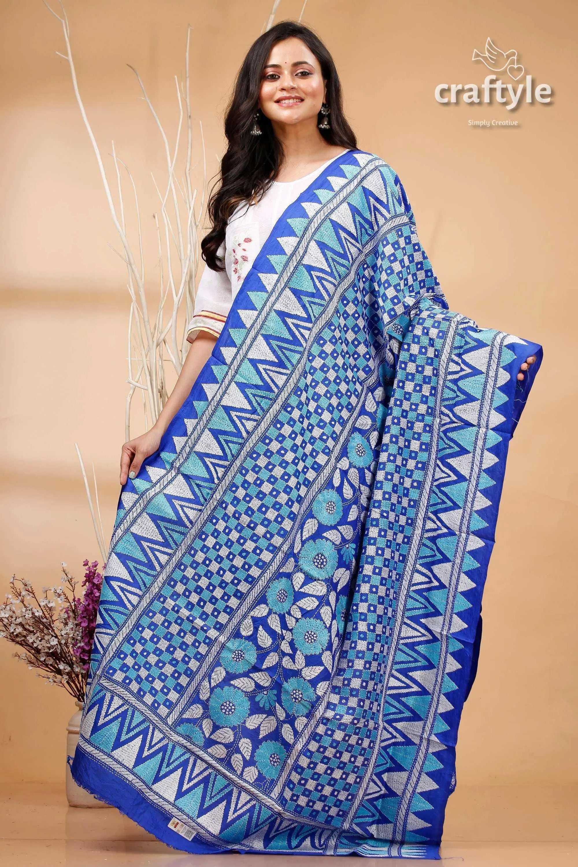 Blue & white kantha stitch pure silk dupatta for women blue white floral saree geometric 1