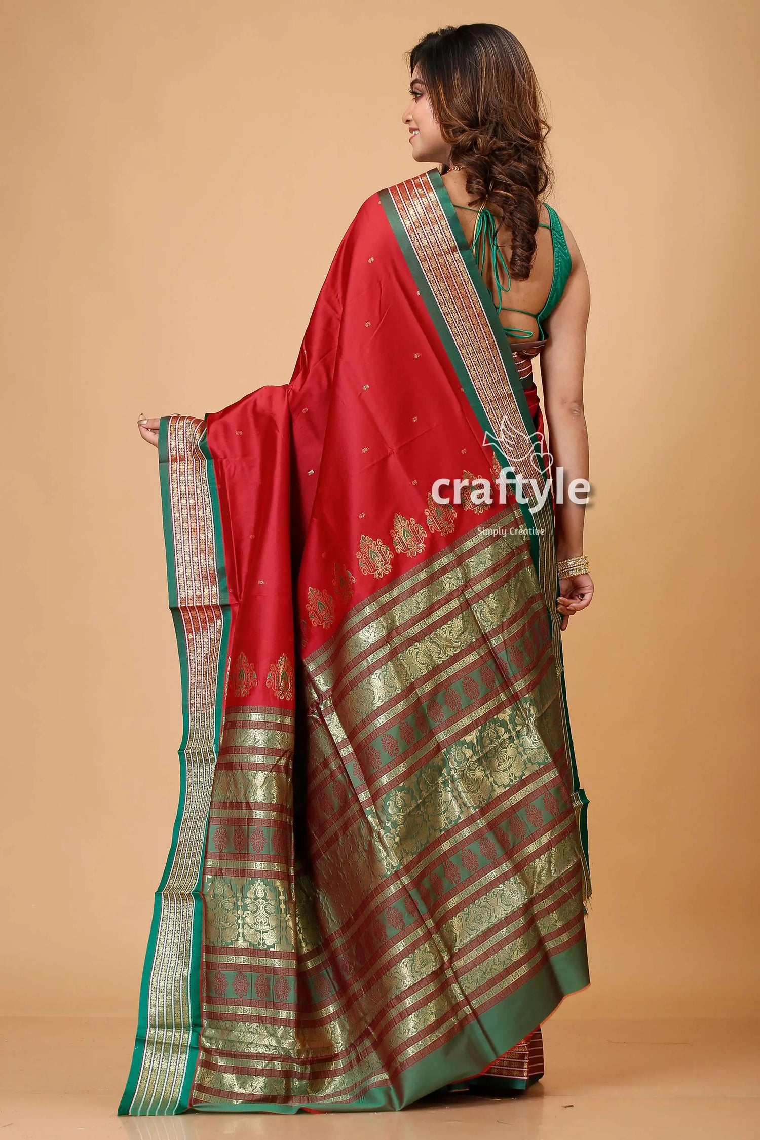 Burgundy bomkai silk saree with zari and meenakari accents red green silk saree 5