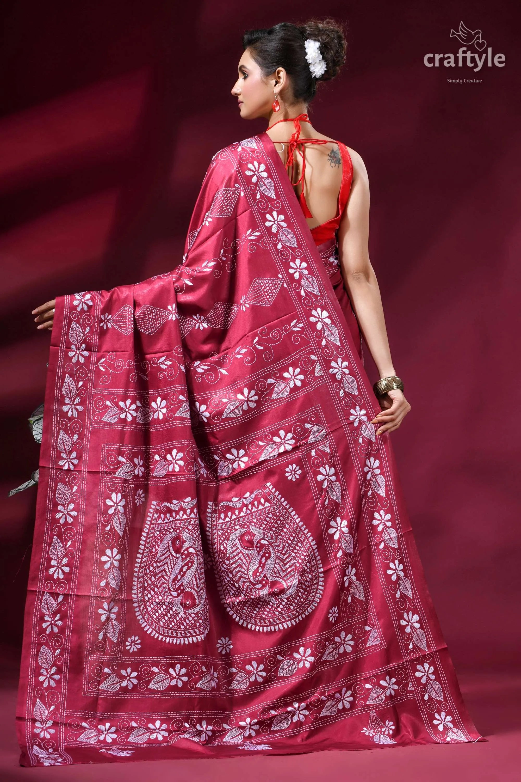 Cerise pink fish motif handcrafted silk kantha stitch saree rich crimson silk saree adorned 4