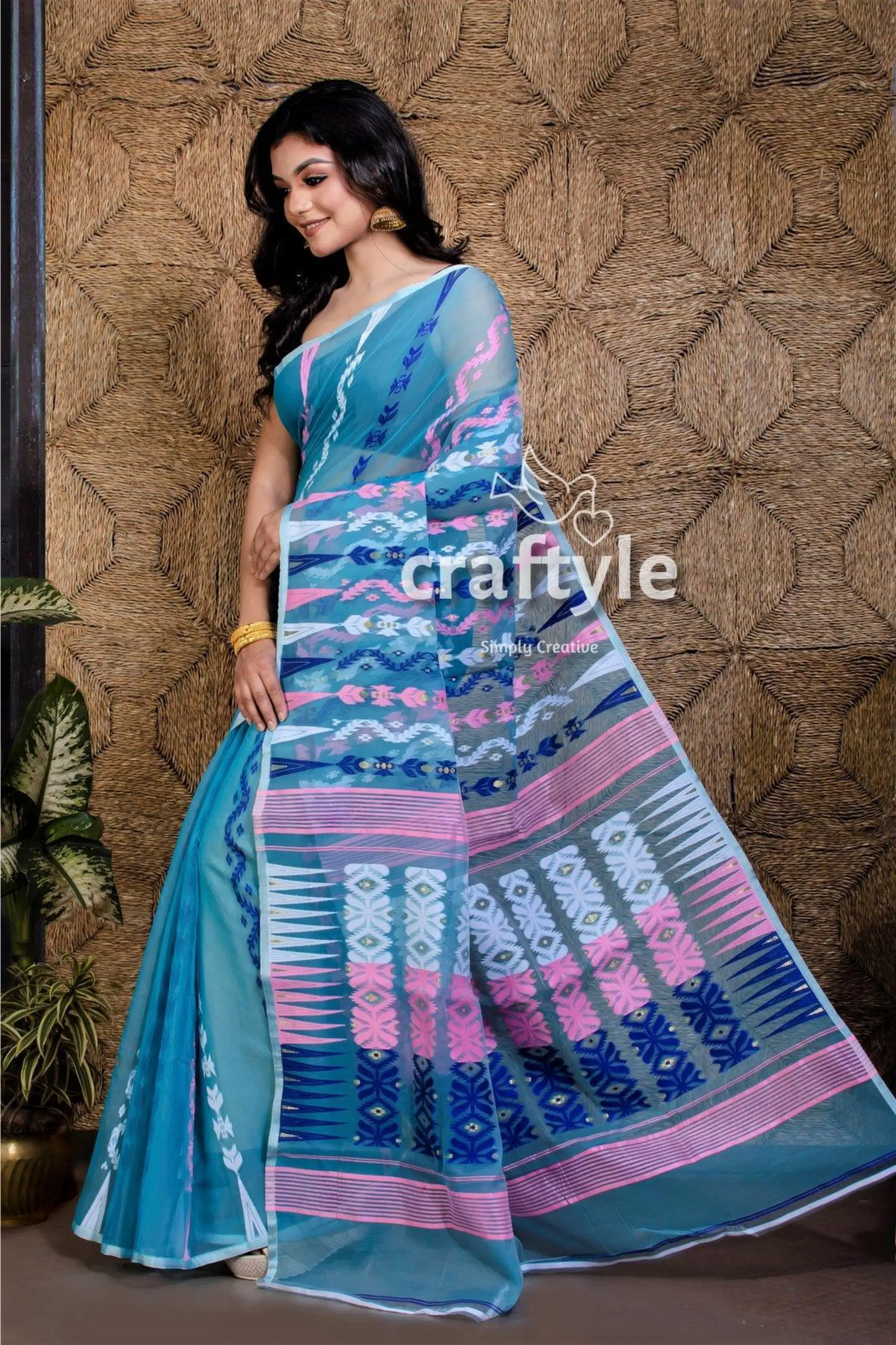 Cerulean blue soft dhakai jamdani saree blue pink patterned saree 3
