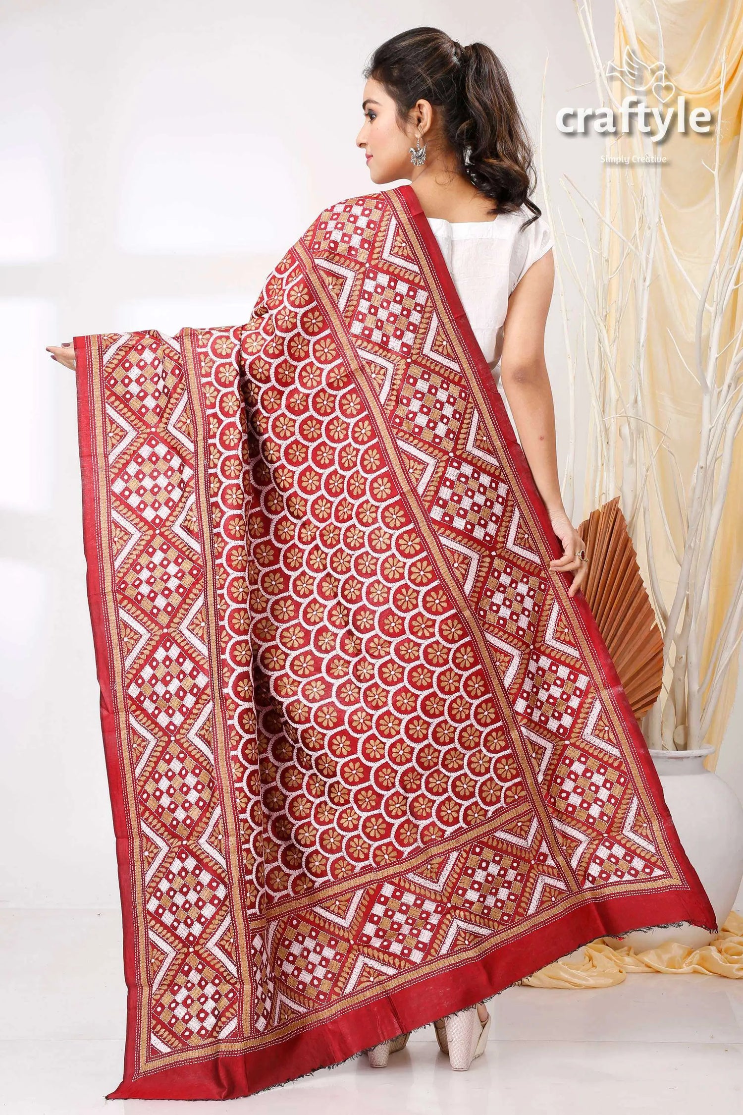 Claret maroon and white handcrafted kantha stitch pure silk dupatta red white patterned shawl 3
