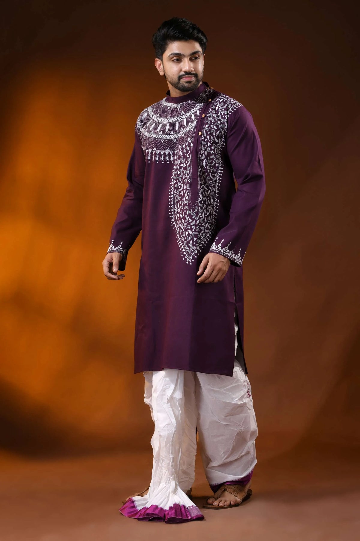 Cotton kantha embroidered wine kurta for men with geometric motif 3
