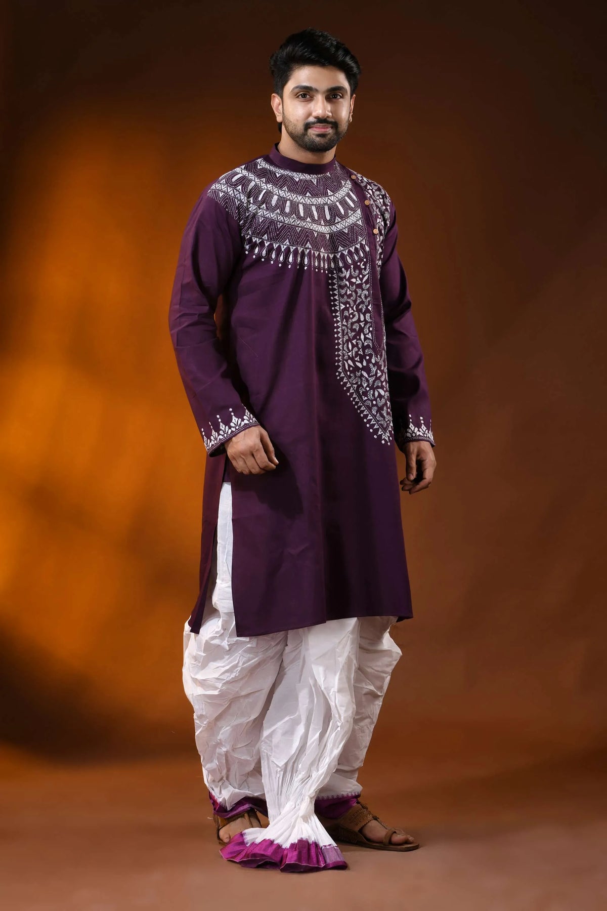 Cotton kantha embroidered wine kurta for men with geometric motif 4