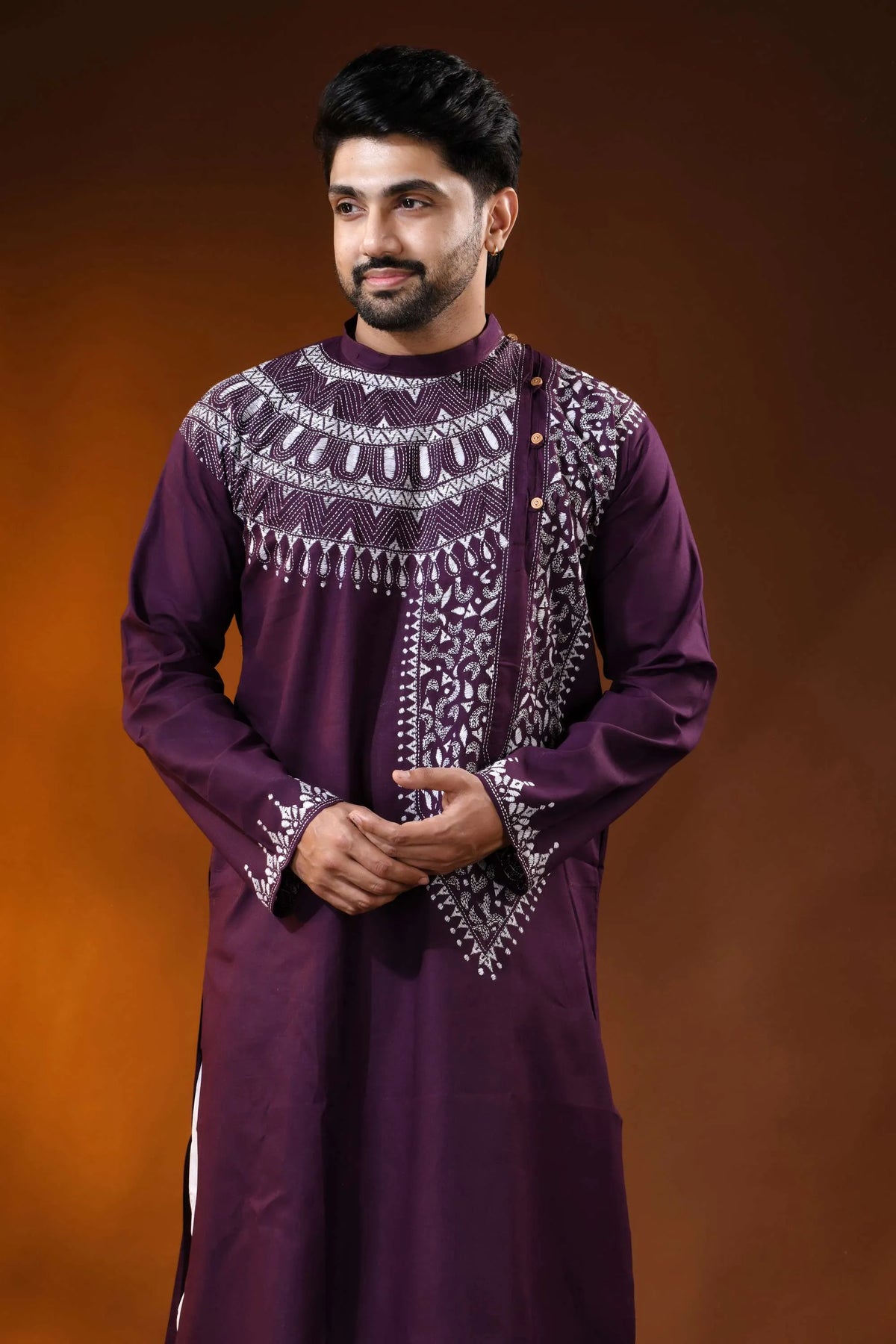 Cotton kantha embroidered wine kurta for men with geometric motif 2