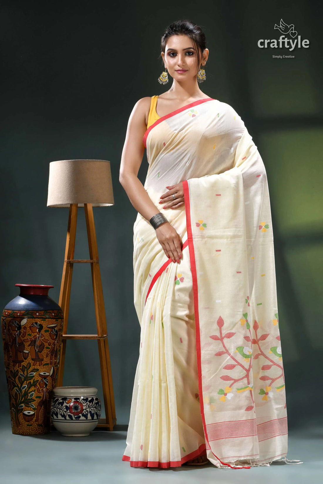 Cream white nature theme handwoven soft cotton jamdani saree cream-colored floral embroidery red 1