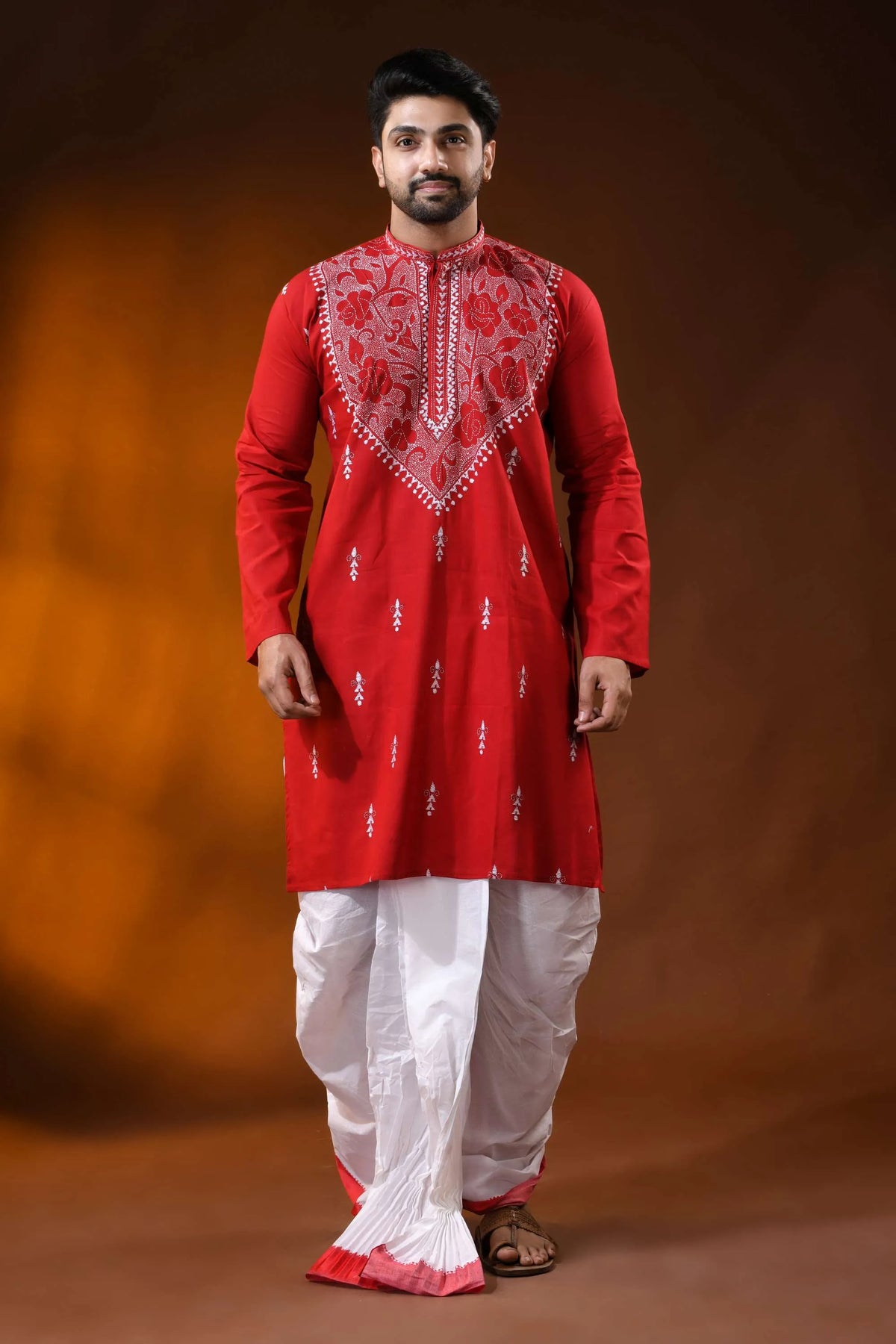 Crimson red rose motif kantha stitch cotton kurta for men - reverse 1