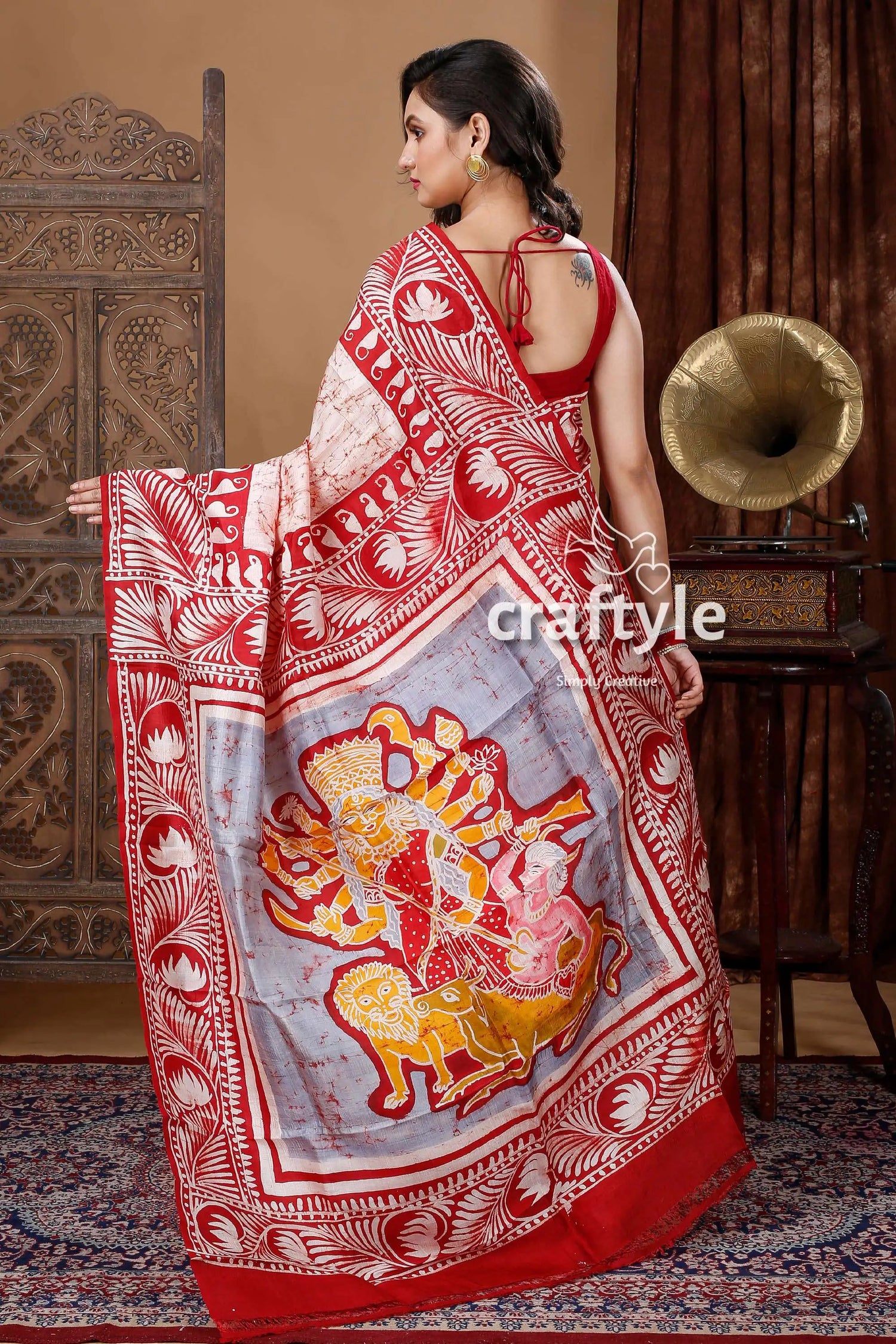 Crimson red & white ma durga motif hand batik pure mulberry silk saree red white patterned saree 4