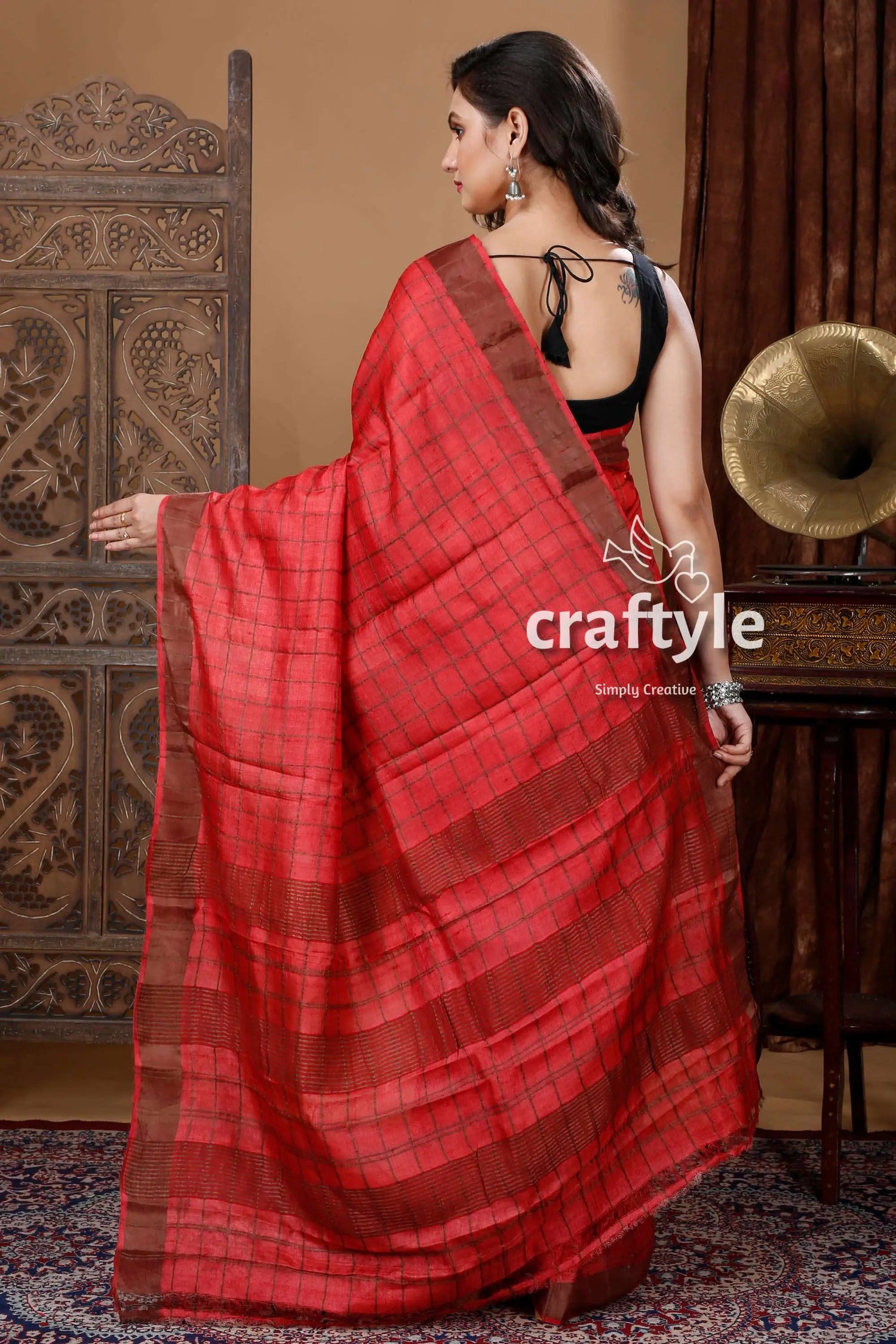 Dark apple red authentic zari pure tussar kalamkari art saree red checked saree 5