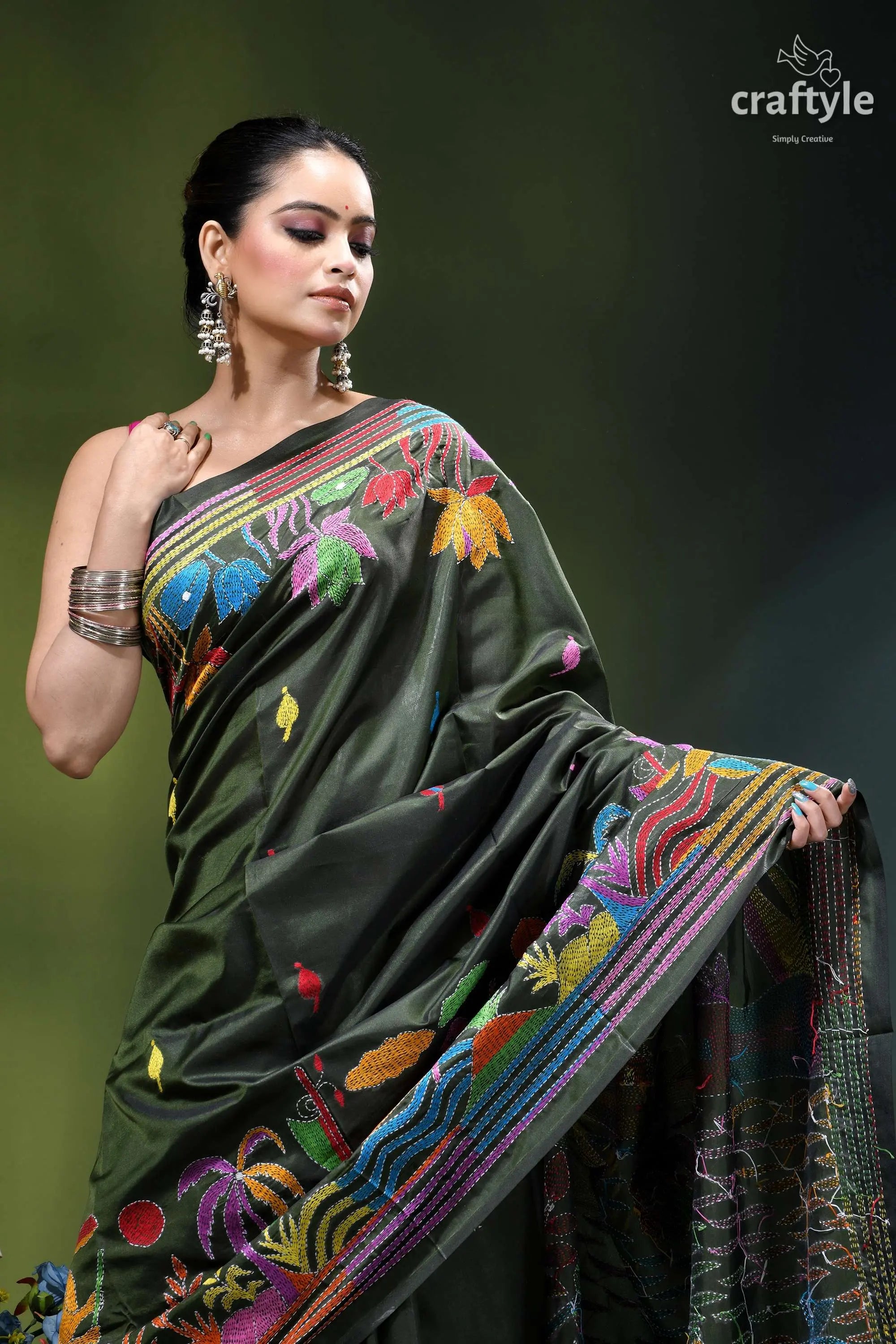 Dark jungle green village theme hand kantha stitched silk saree vibrant olive green silk saree 2