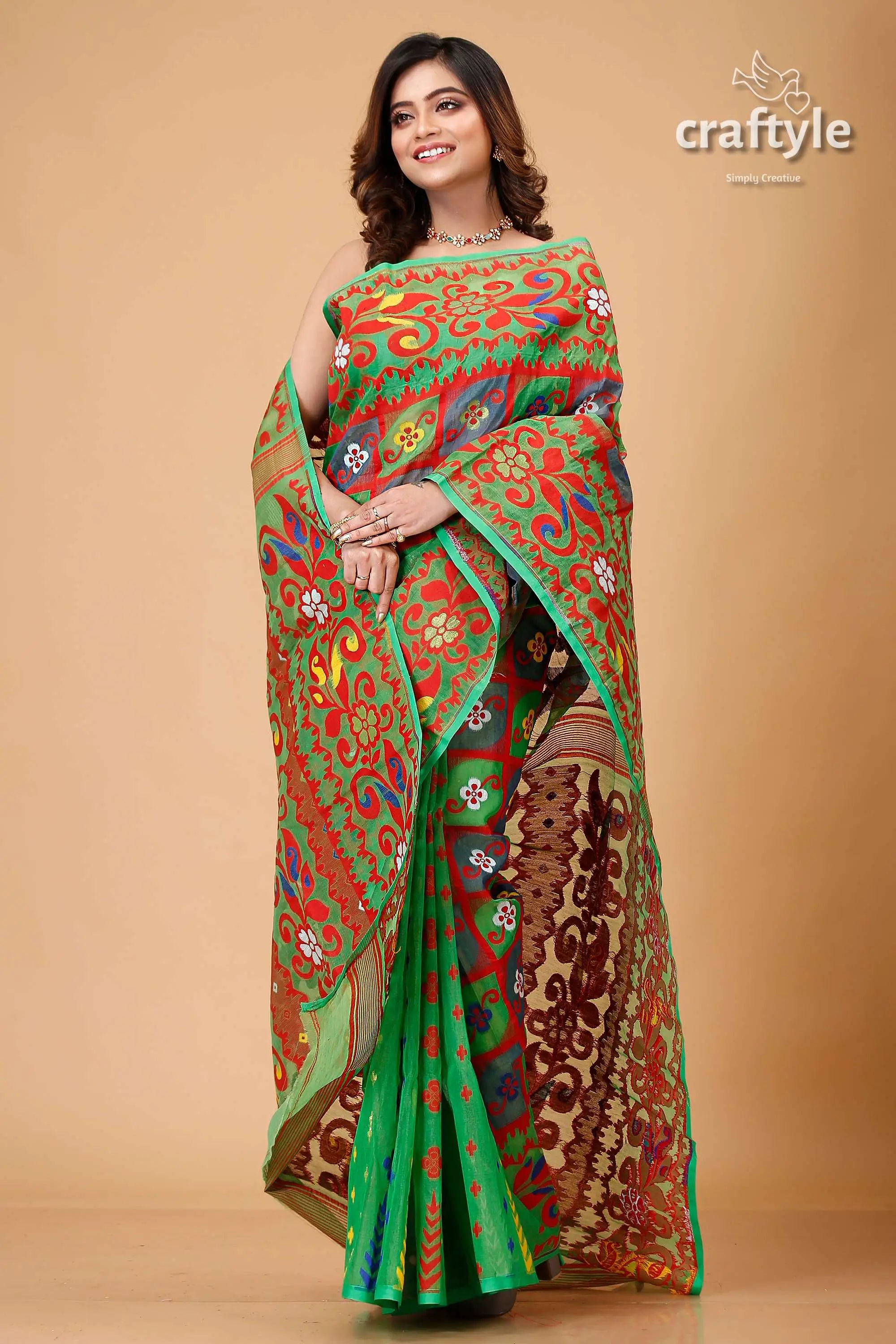 Dark pastel green bengal handloom jamdani sari green patterned saree 4