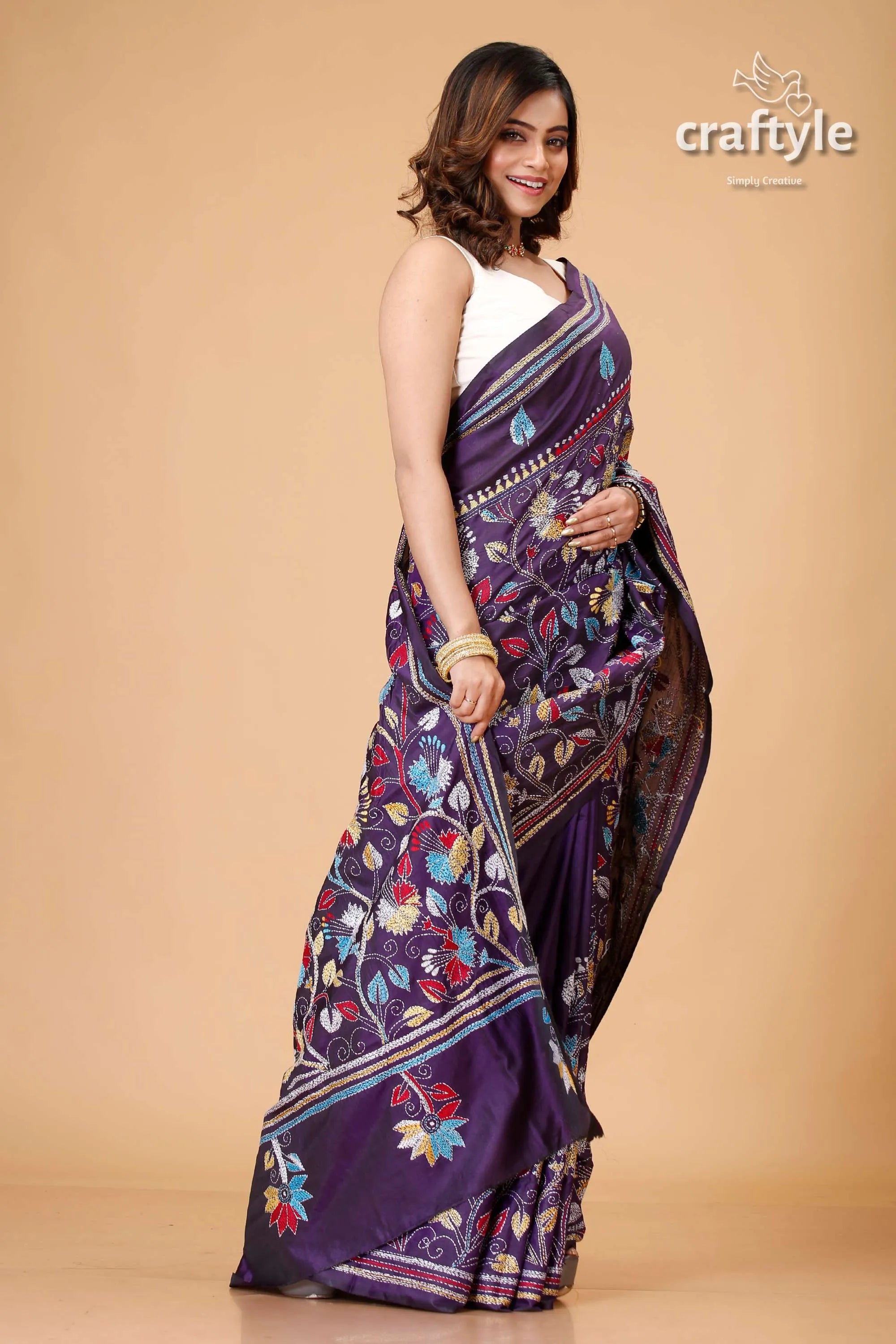 Dark purple floral design exquisite kantha stitch saree woman purple floral embroidered saree 4