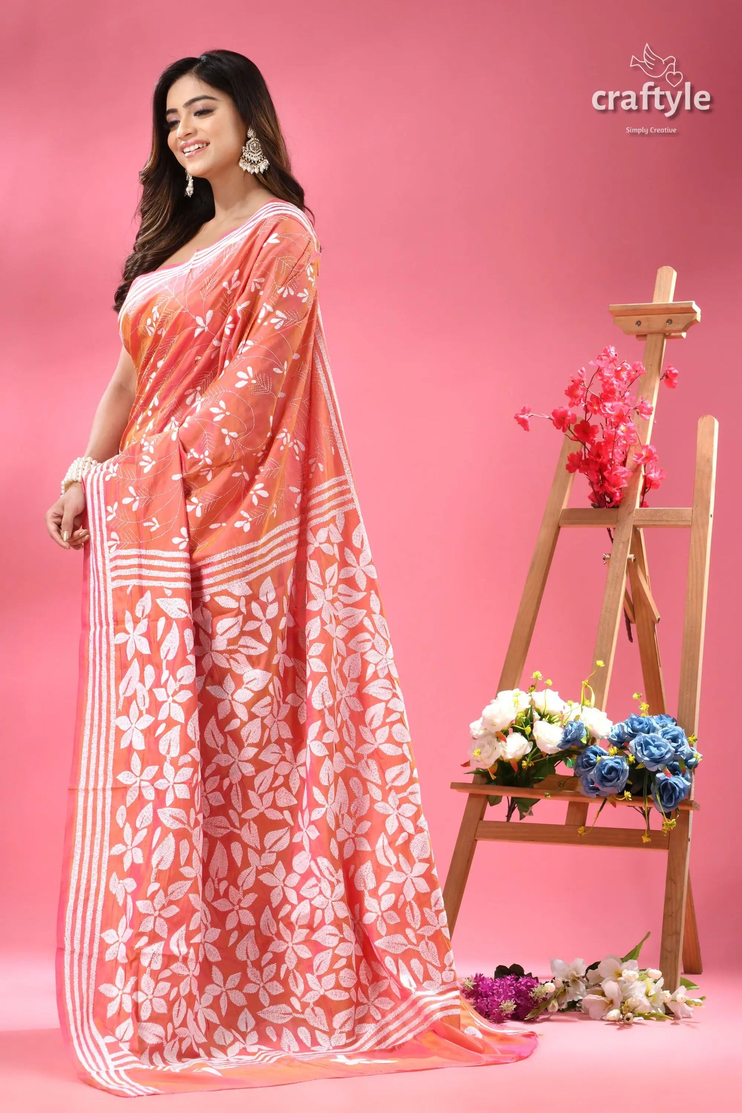 Dark salmon dualtone floral ethnic silk kantha saree light pink saree white floral 5