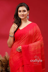 Debian red shibori handloom cotton saree - traditional tie dye design red saree textured pattern 2