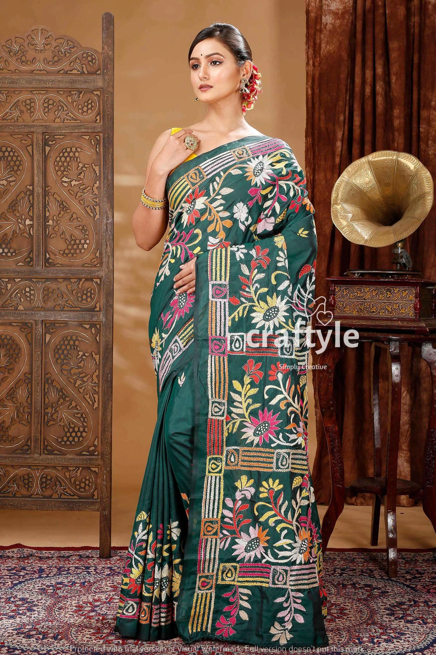 Deep green artisanal silk kantha saree green floral embroidered saree 5