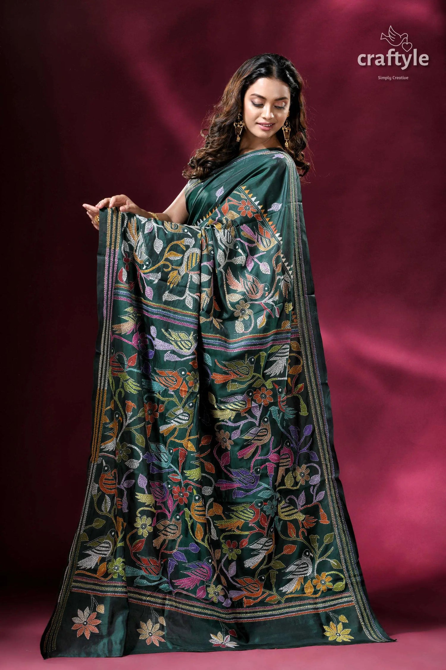 Deep green colorful bird design silk kantha stitch saree elegant green floral saree 4