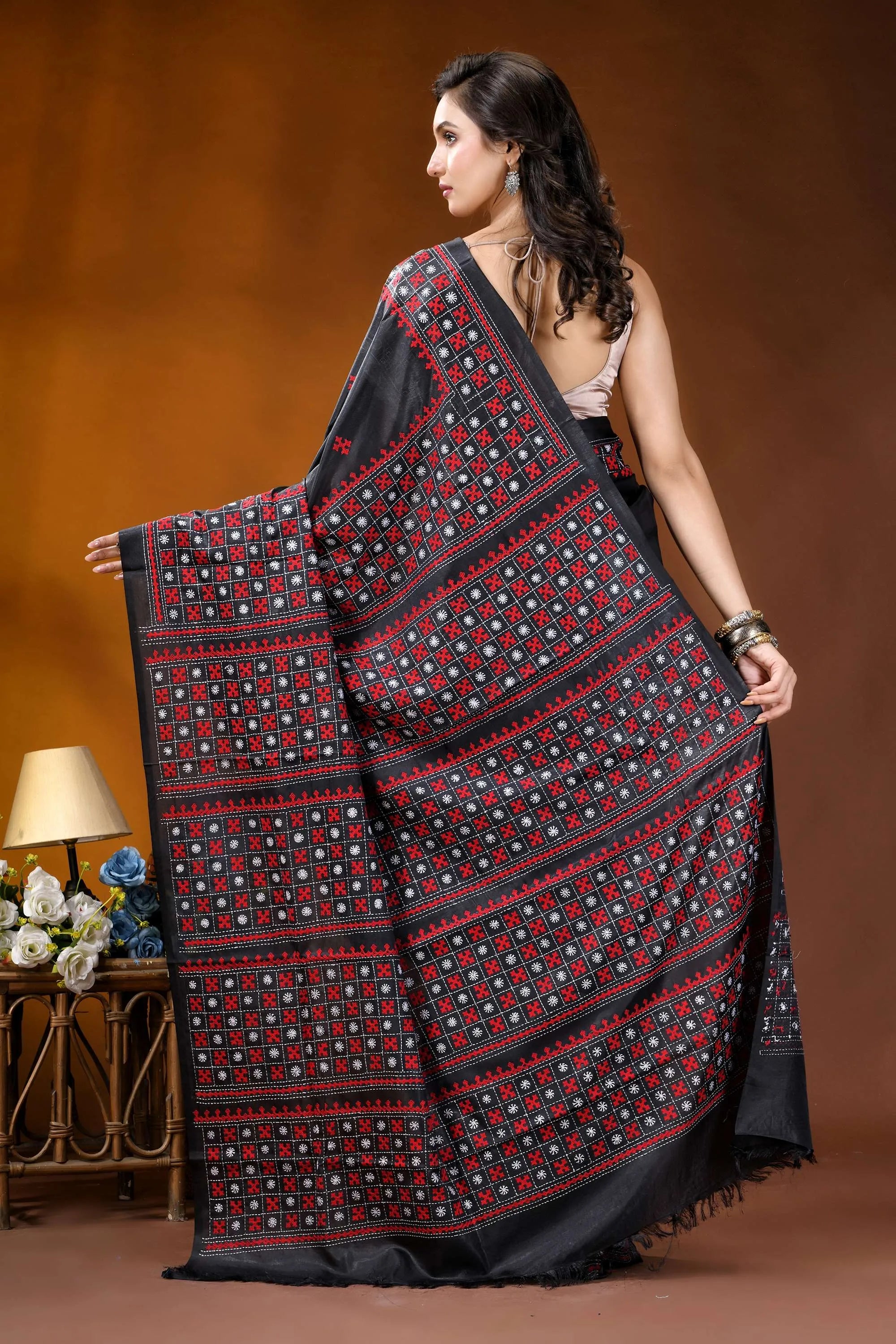 Ebony black ethnic motif silk gujrati stitch saree - hand embroidered black silk saree intricate red 6