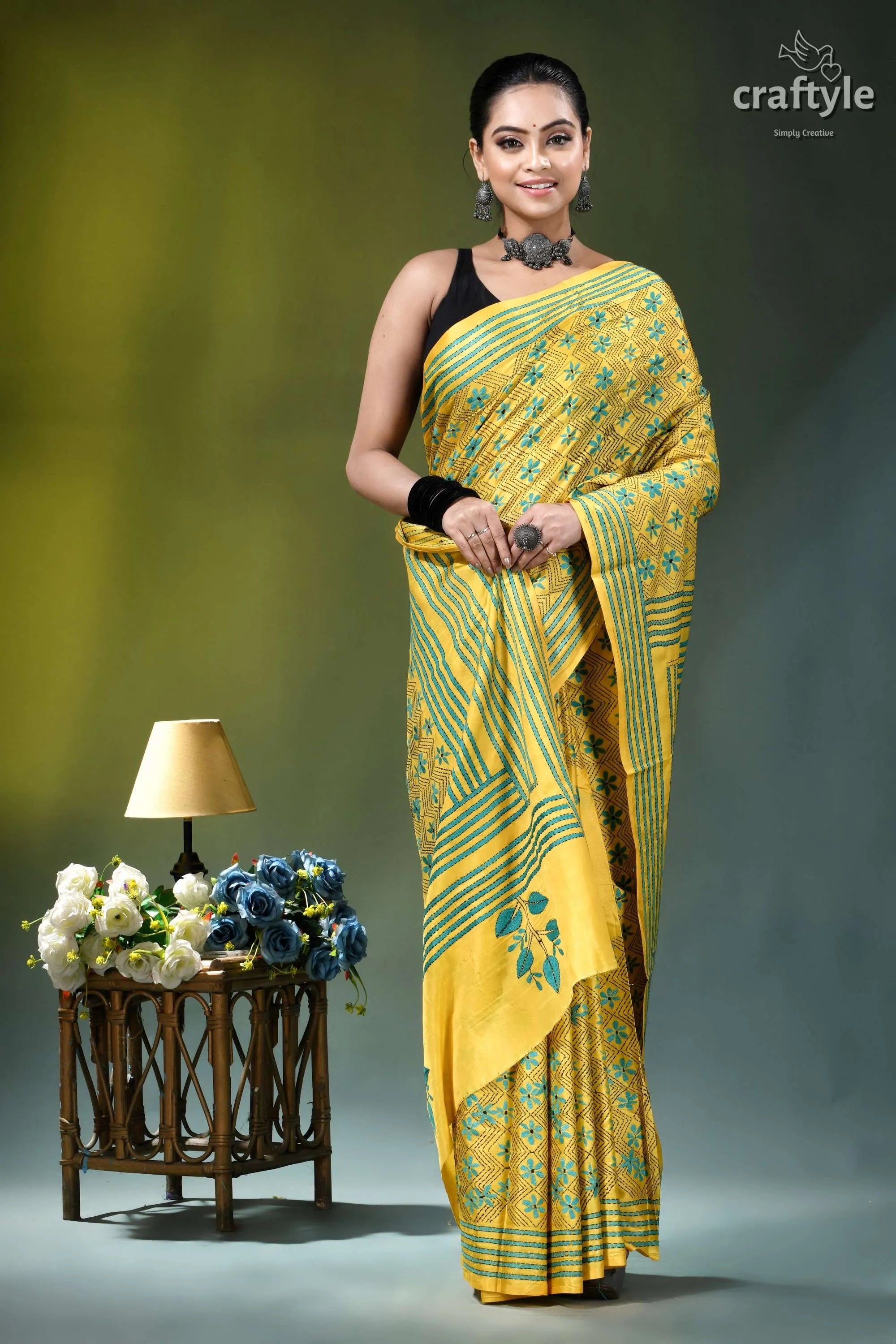 Elegant arylide yellow hand embroidery silk kantha saree yellow green patterned saree floral 4