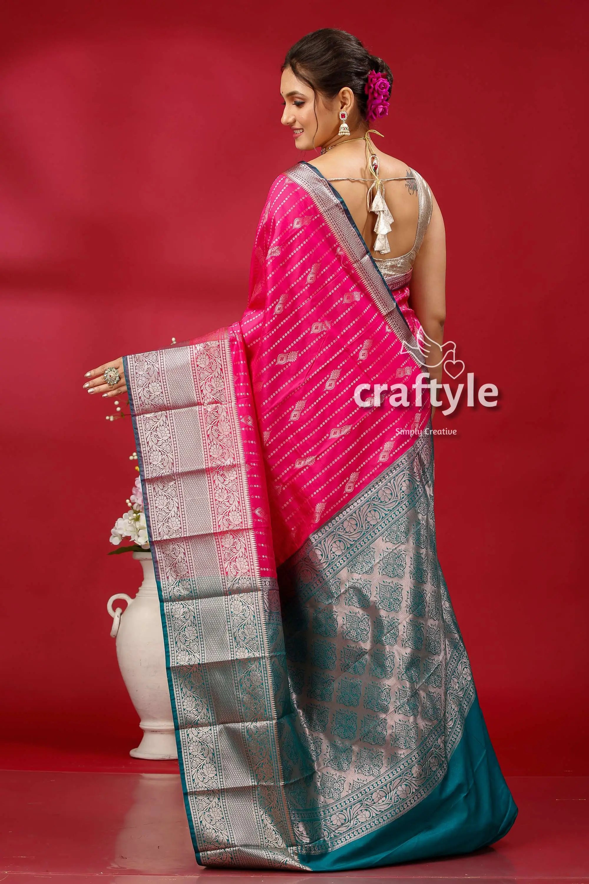 Elegant cerise pink kosha silk saree - perfect for festive occasions pink teal saree 4
