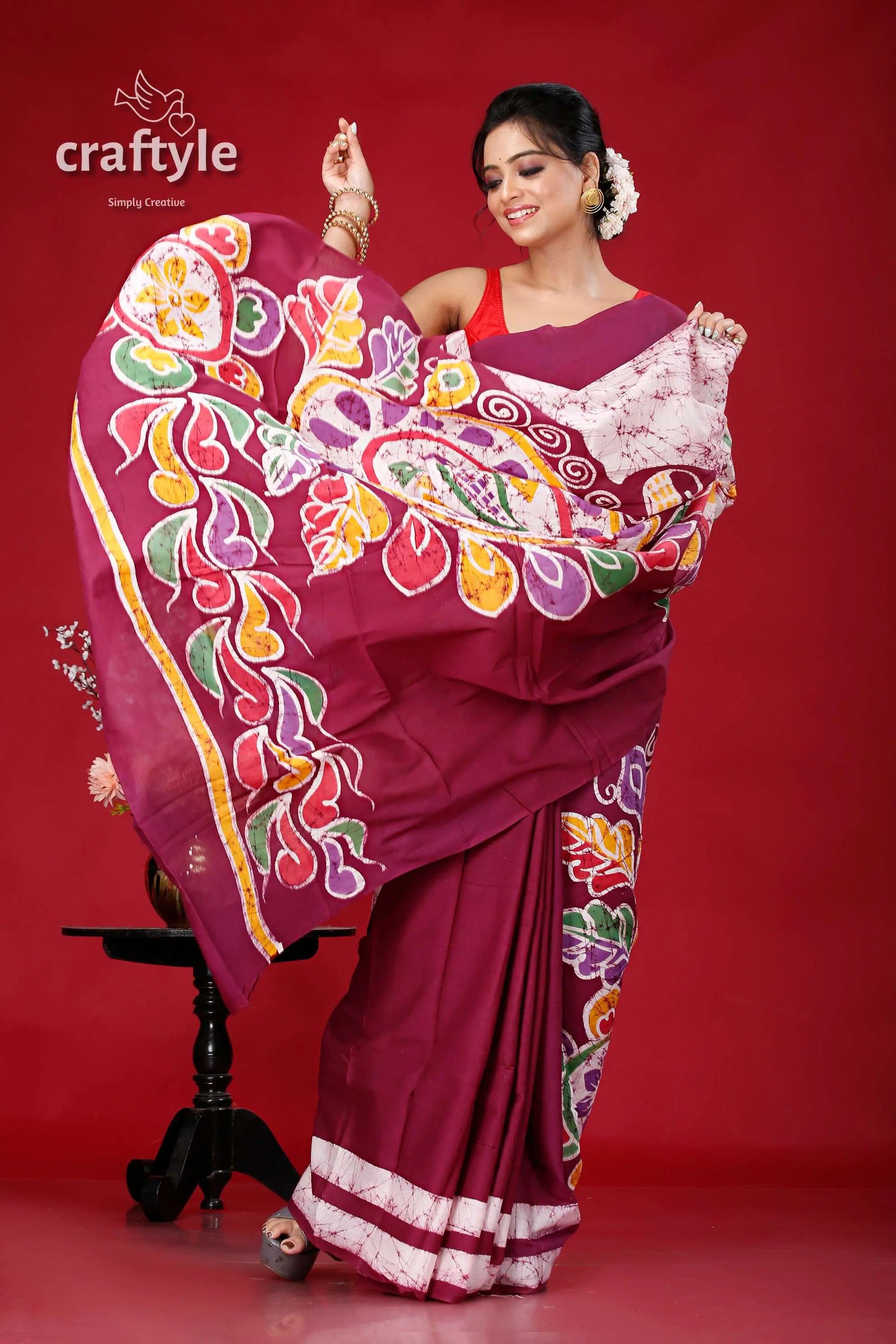 Ethnic hand batik saree in pure cotton - alpana design for a unique look maroon batik saree floral patterns 4