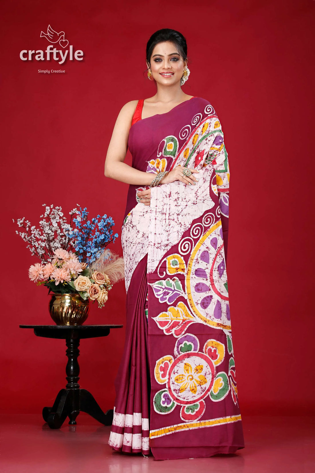 Ethnic hand batik saree in pure cotton - alpana design for a unique look woman maroon white 1