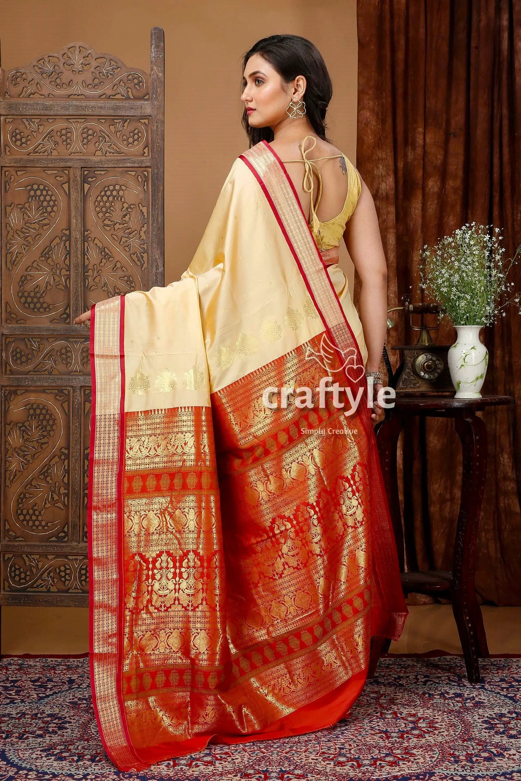 Exclusive zari border bomkai silk saree - buttermilk yellow cream red silk saree 4