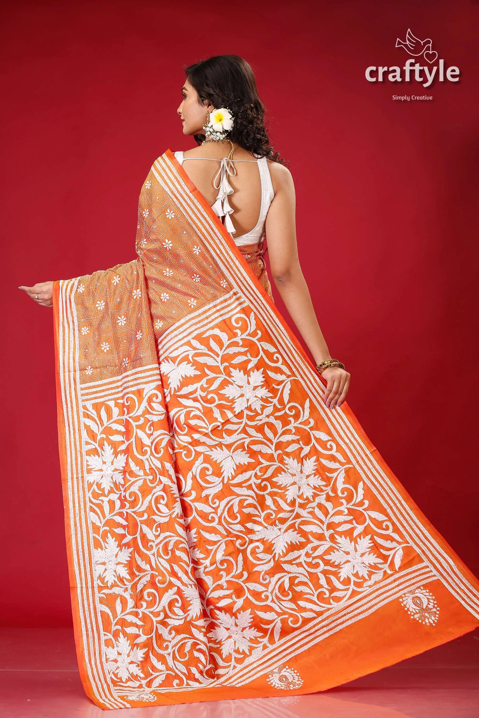Fiery orange white thread bengal silk kantha saree orange beige floral embroidered saree 4