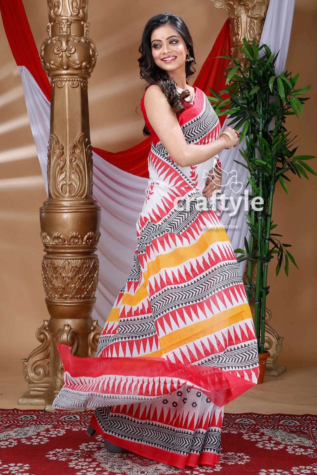 Floral design porcelain white hand block pure cotton saree woman patterned 1