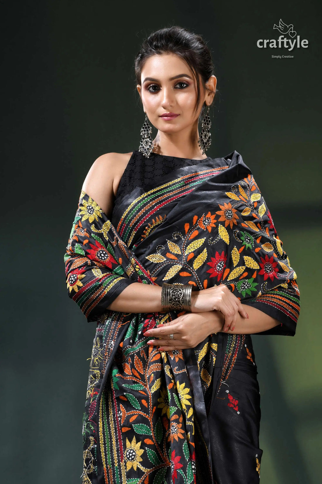 Floral motif jade black multicolor thread kantha silk saree black colorful floral embroidered saree 2