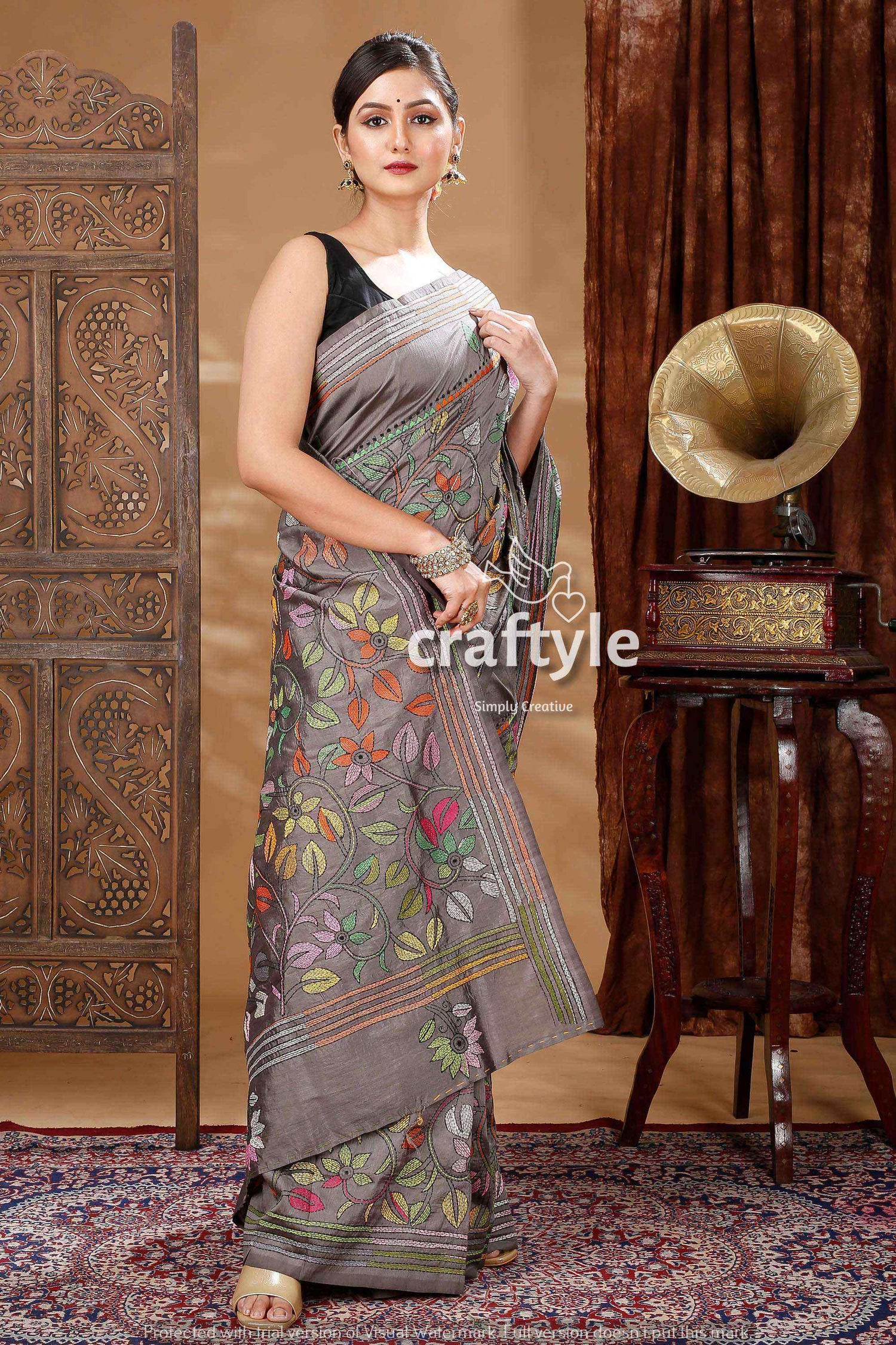 Fog Grey Traditional Silk Kantha Saree-Craftyle