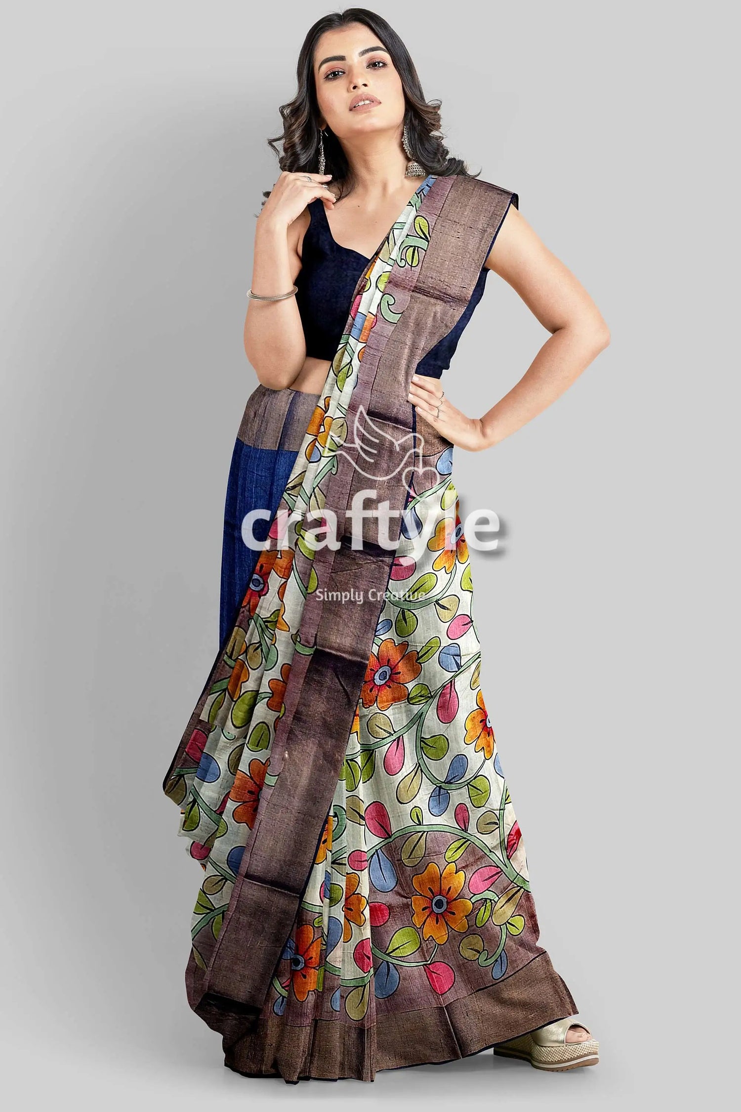 French grey zari border pure tussar kalamkari sari - hand painted indian ethnic wear floral-patterned saree 3