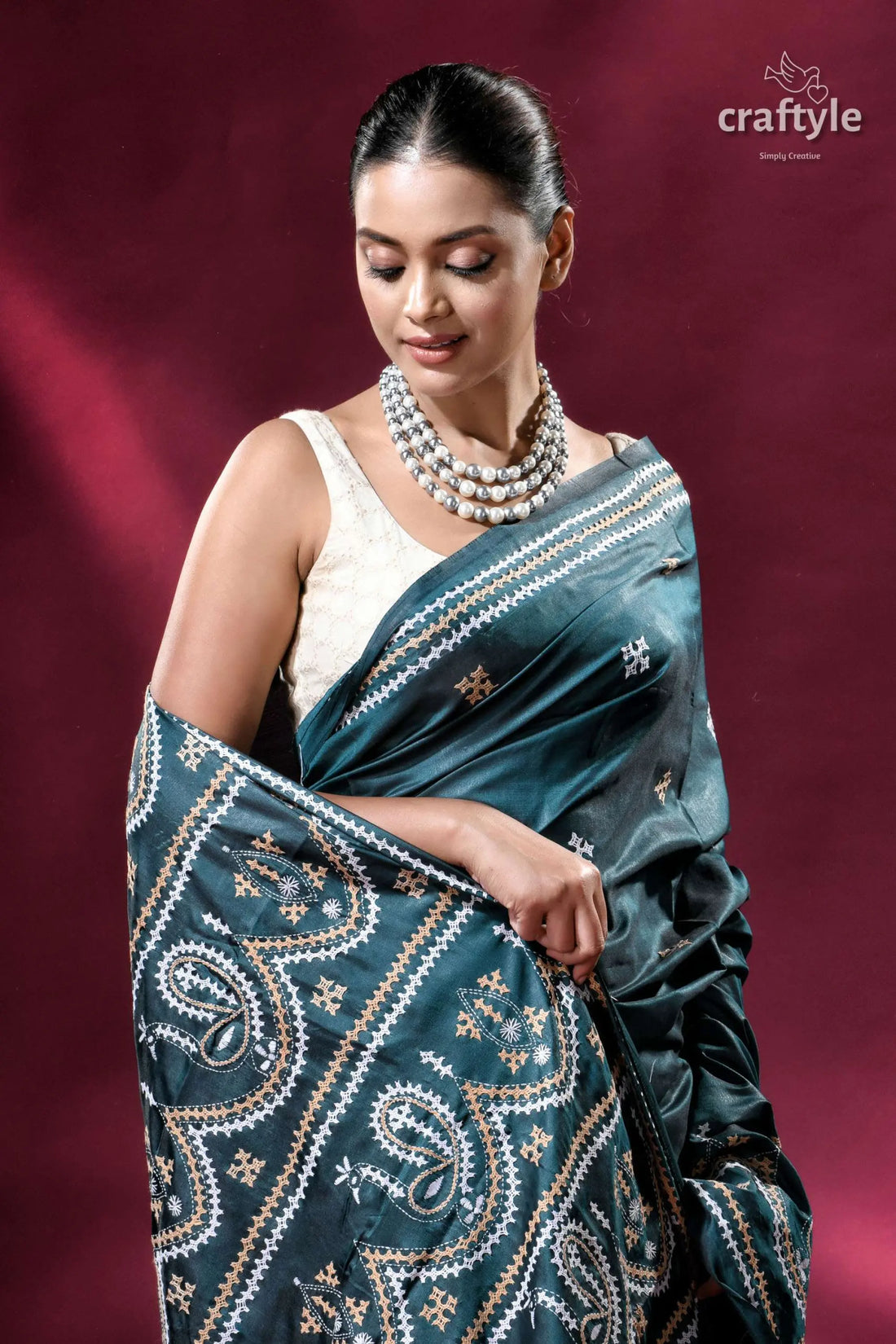 Gable green hand gujrati embroidery kantha silk saree elegant teal saree intricate embroidery 2