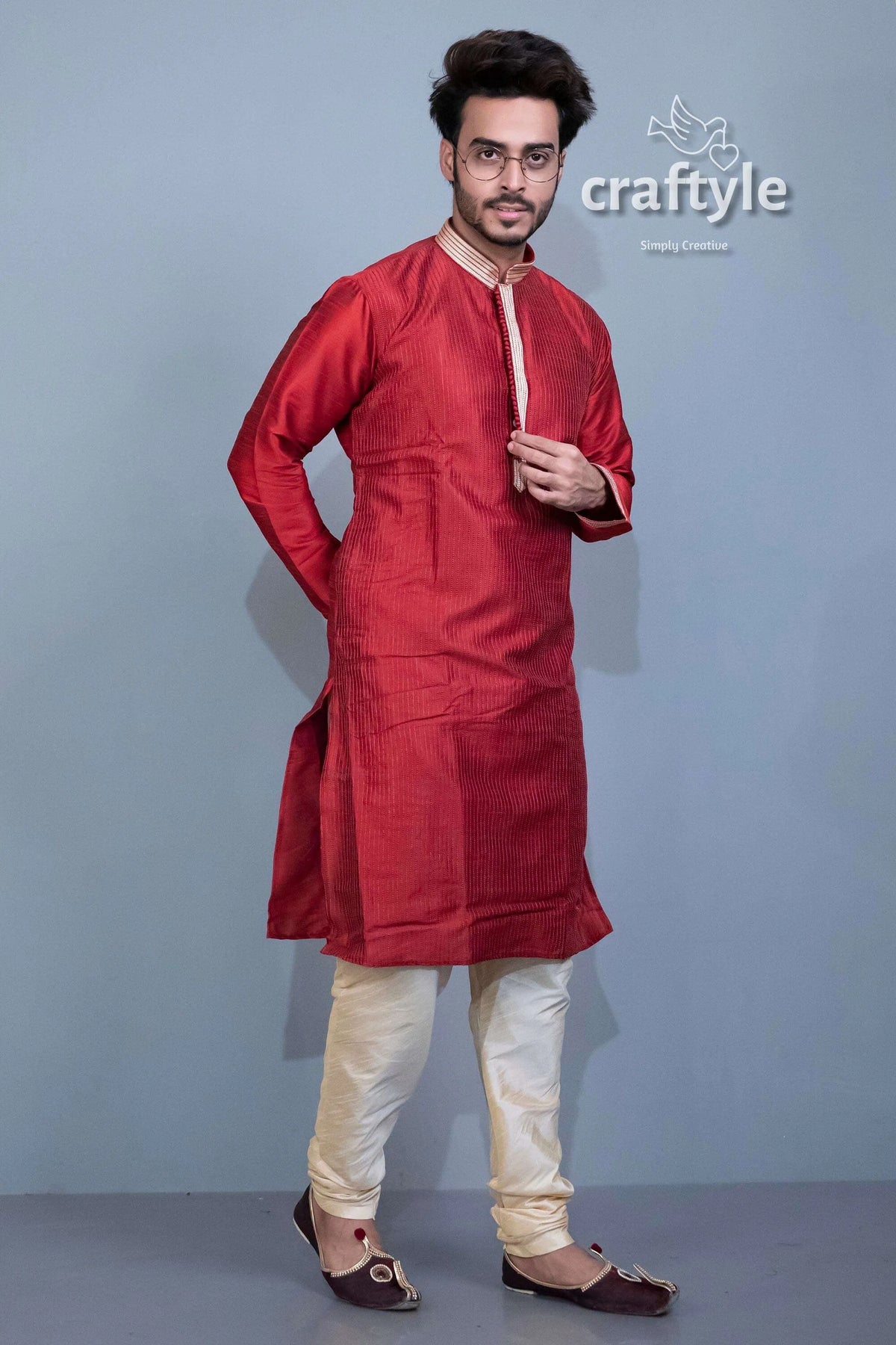 Garnet red men kurta with weave work maroon pajama set 3