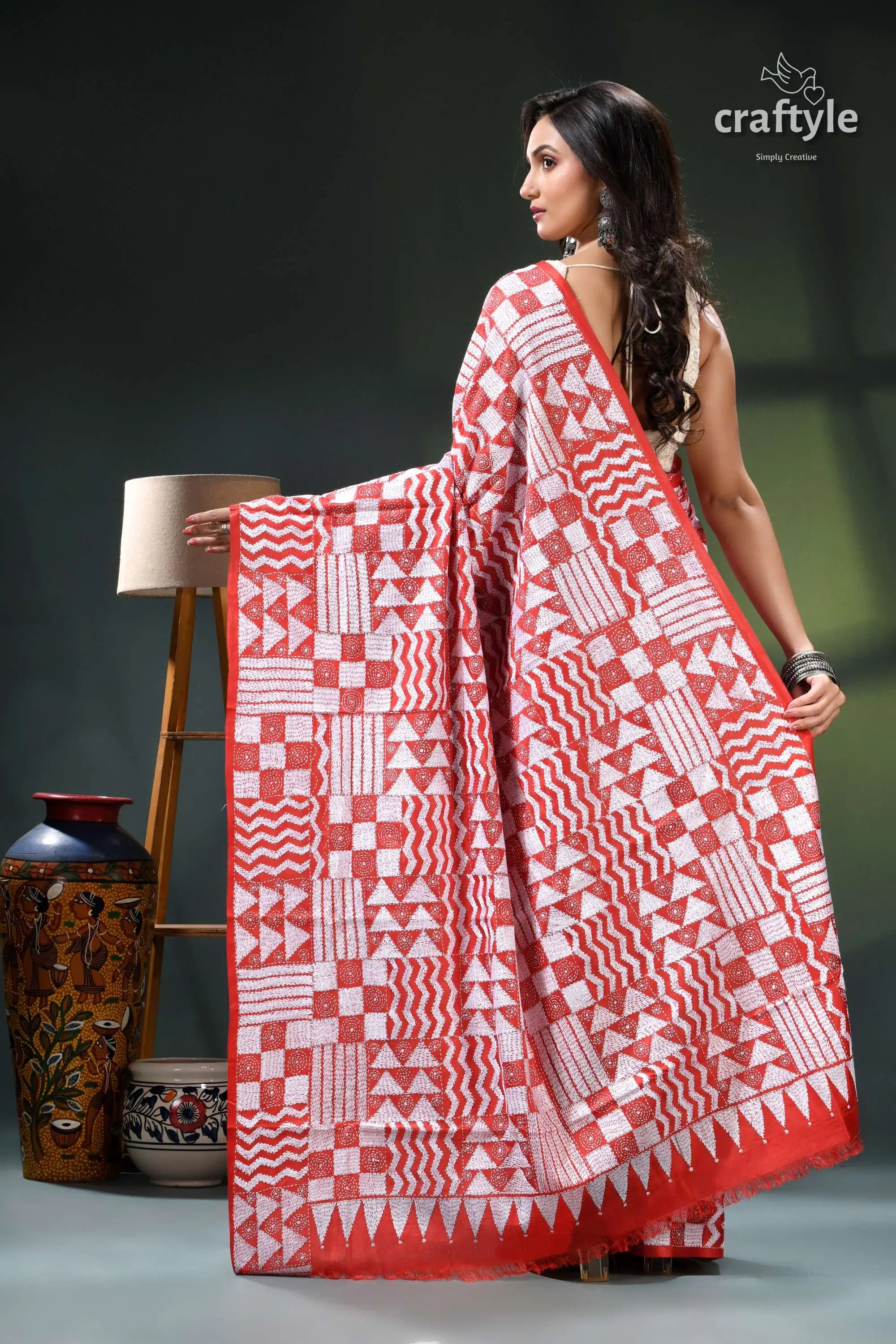 Geometric design bright red white thread silk kantha stitch saree red white geometric patterned saree 5