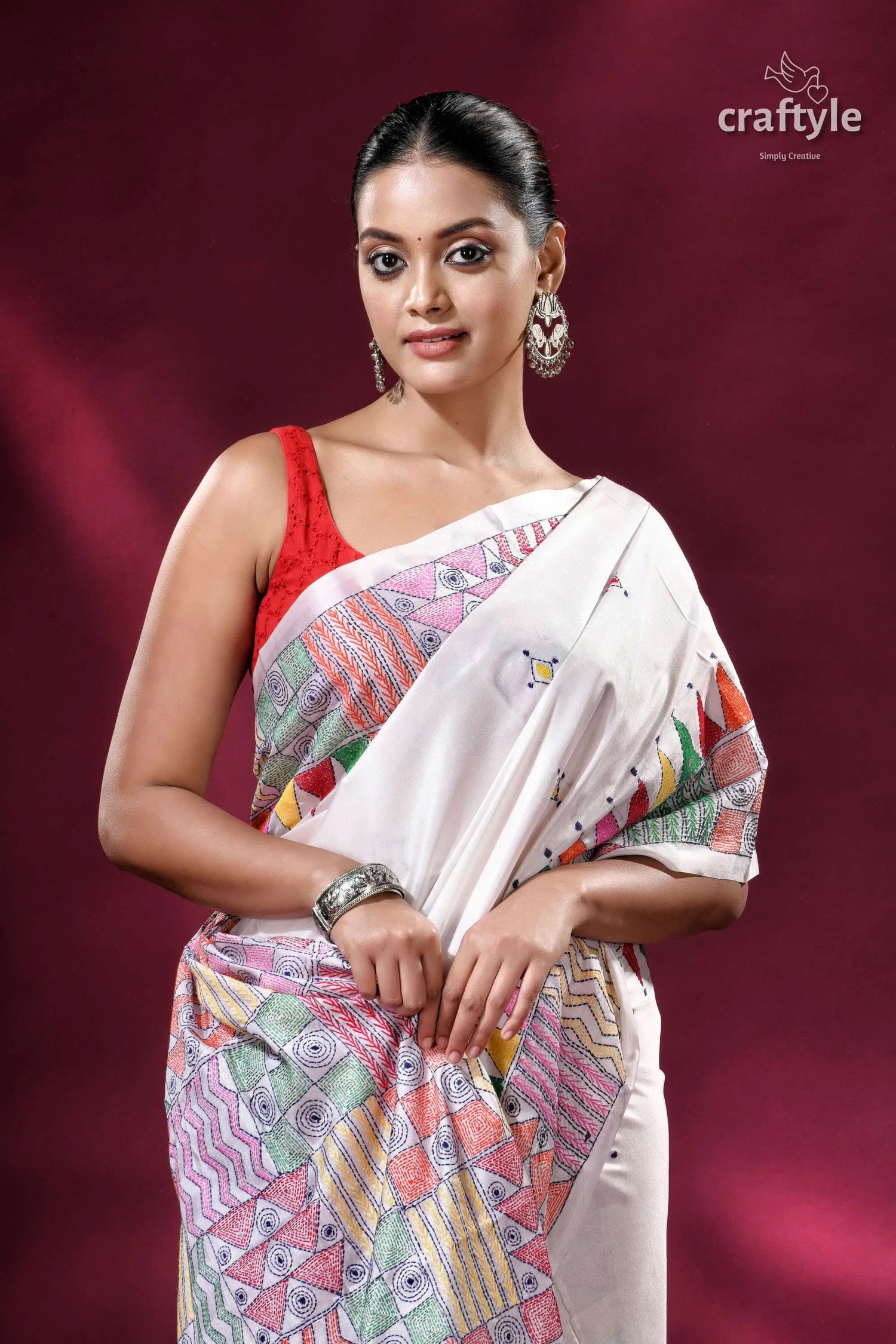 Geometric design white hand stitched silk kantha saree woman white saree colorful geometric 2