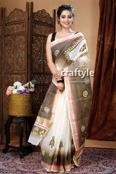 Goddess ma laxmi hand painted kerala cotton saree woman white brown saree 3