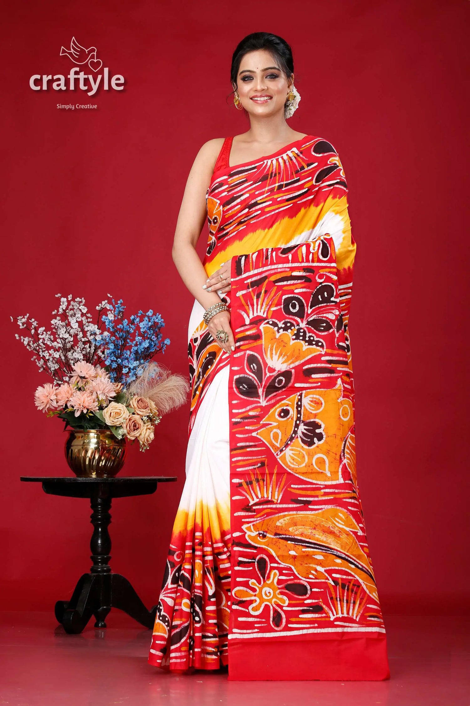 Hand batik fish design bengal heritage pure cotton saree woman red white patterned saree 1