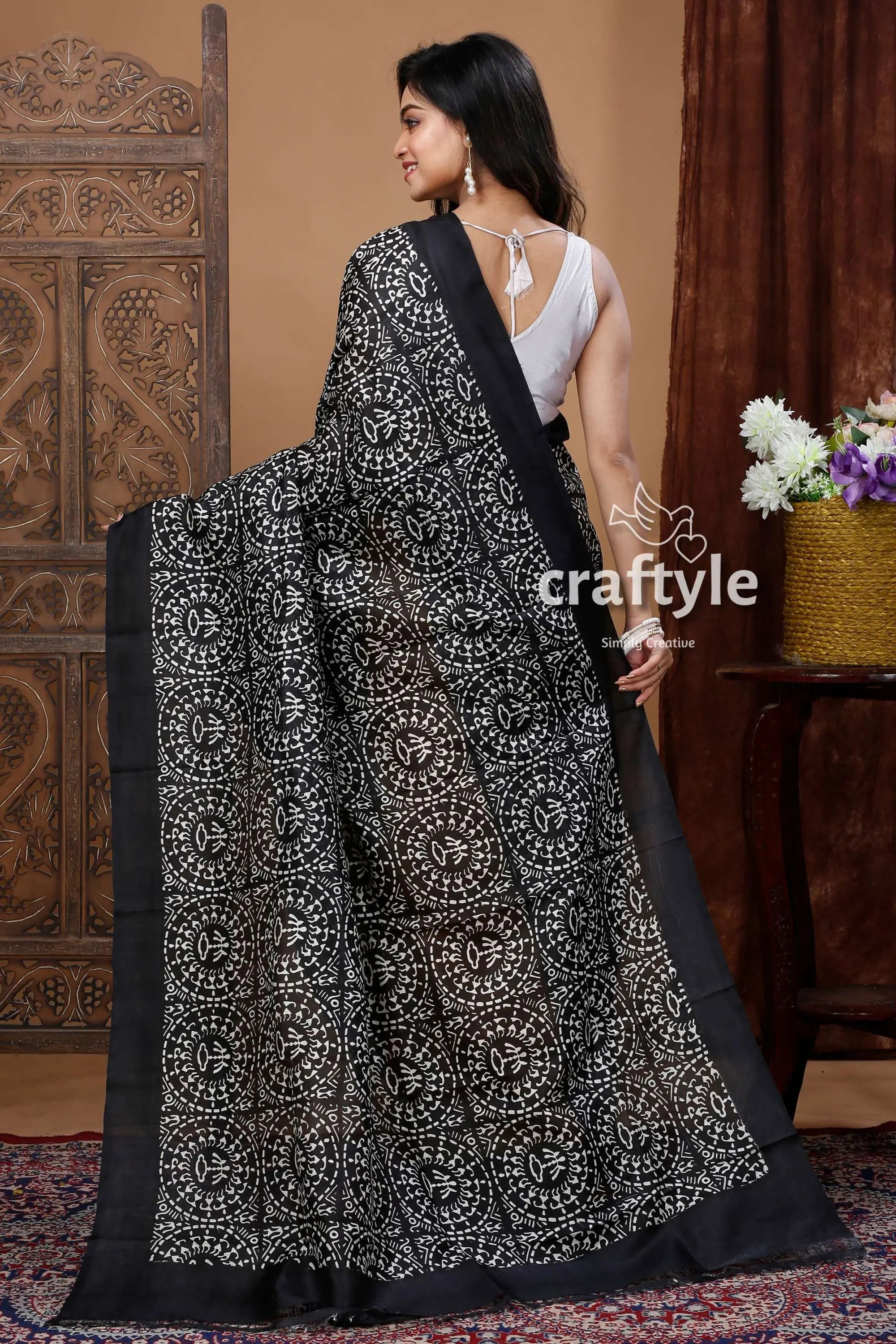Hand block print yellow and black warli design pure mulberry silk saree black white patterned saree 4