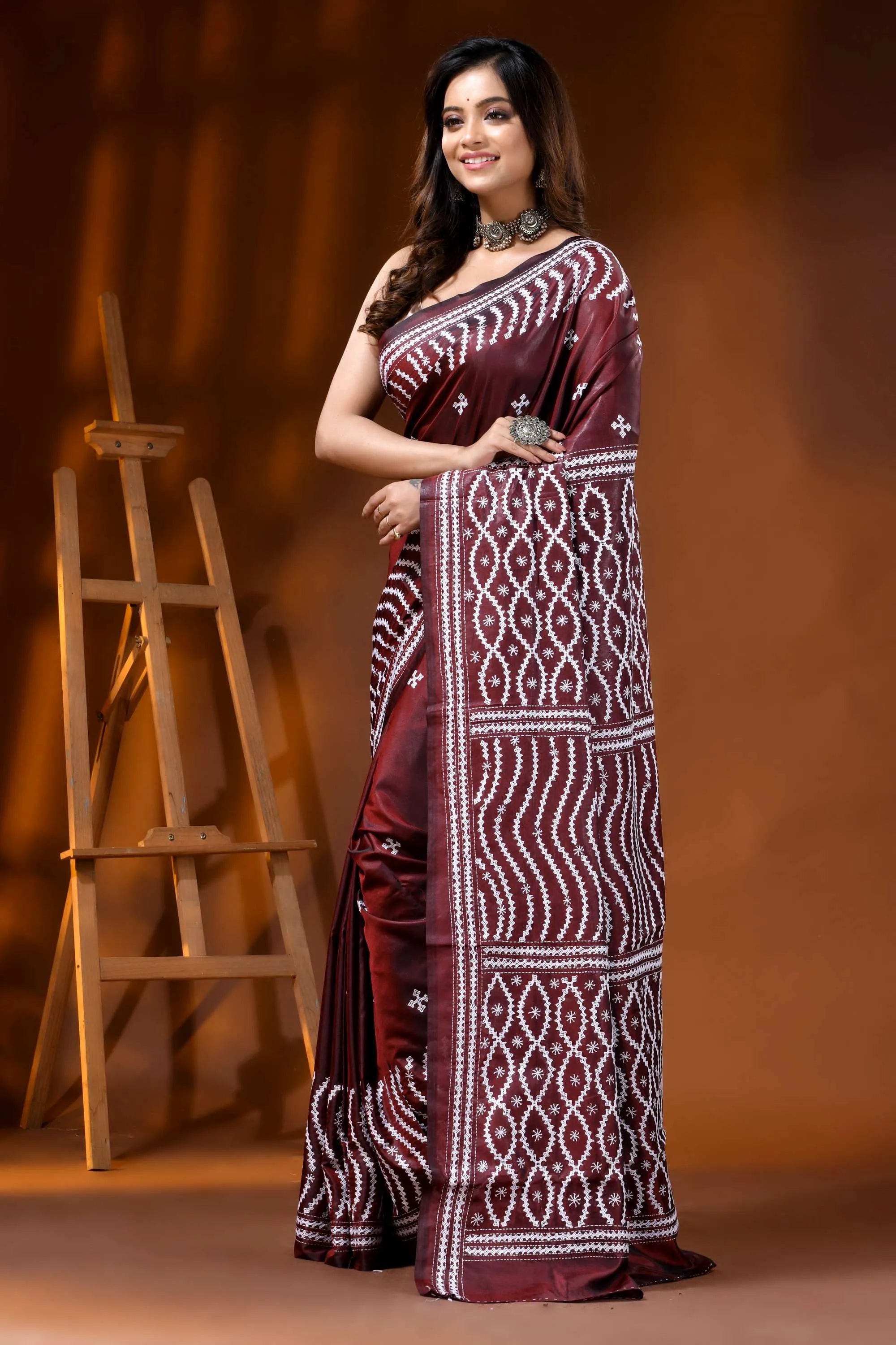 Hand embroidered wine kutch work saree in silk ethnic design 3