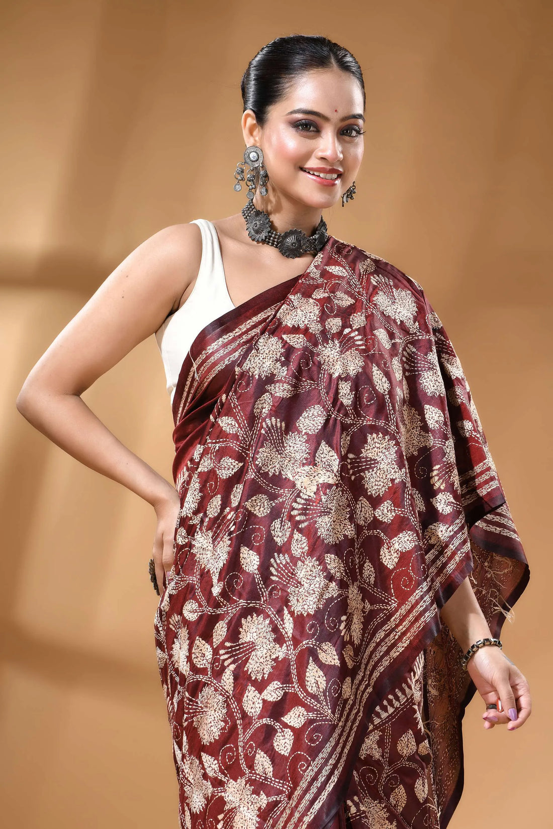 Hand embroidery hibiscus design silk kantha stitch saree in maroon maroon cream floral-patterned silk saree 2